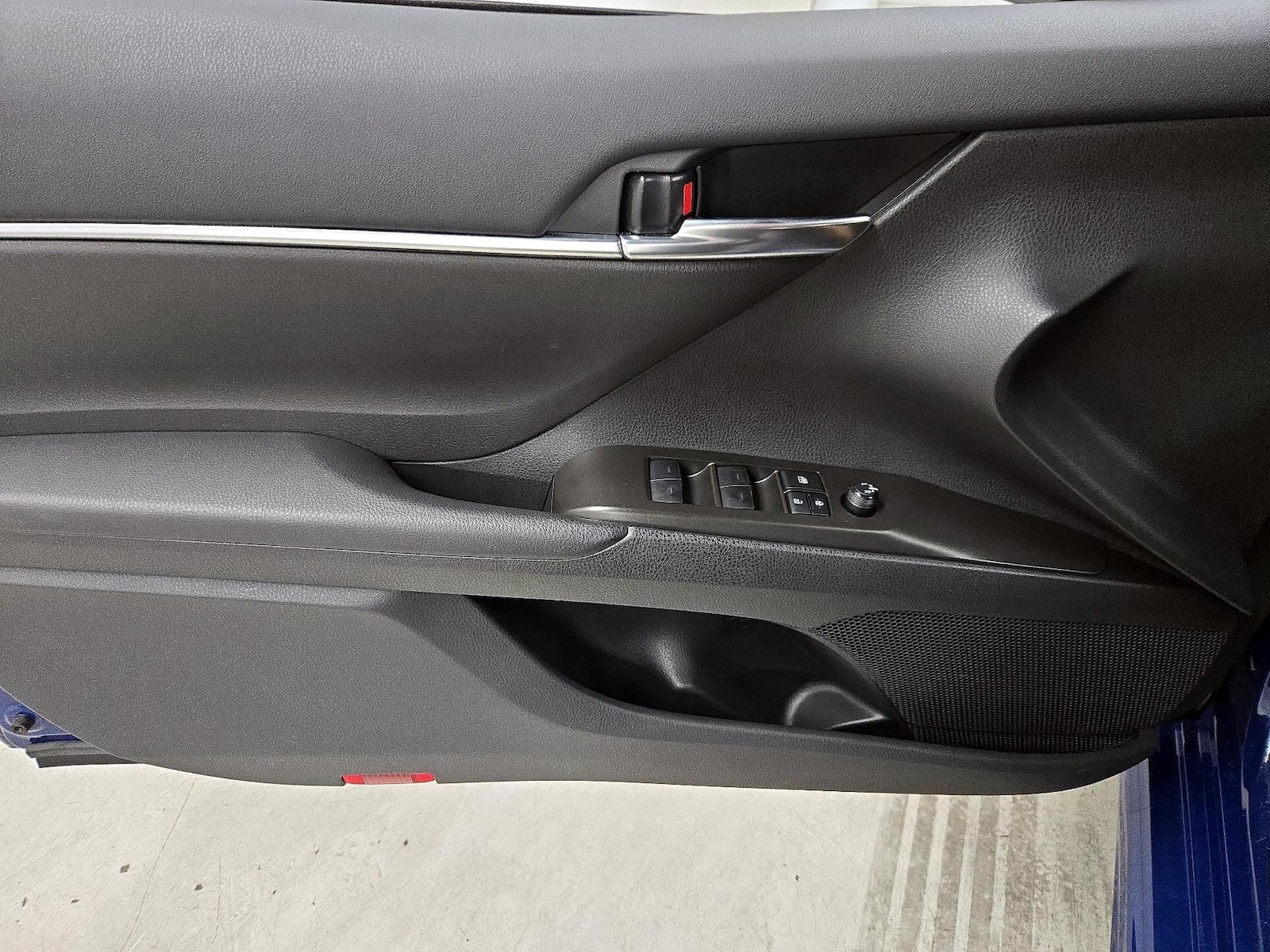 2024 Toyota Camry SE Nightshade - Photo 13