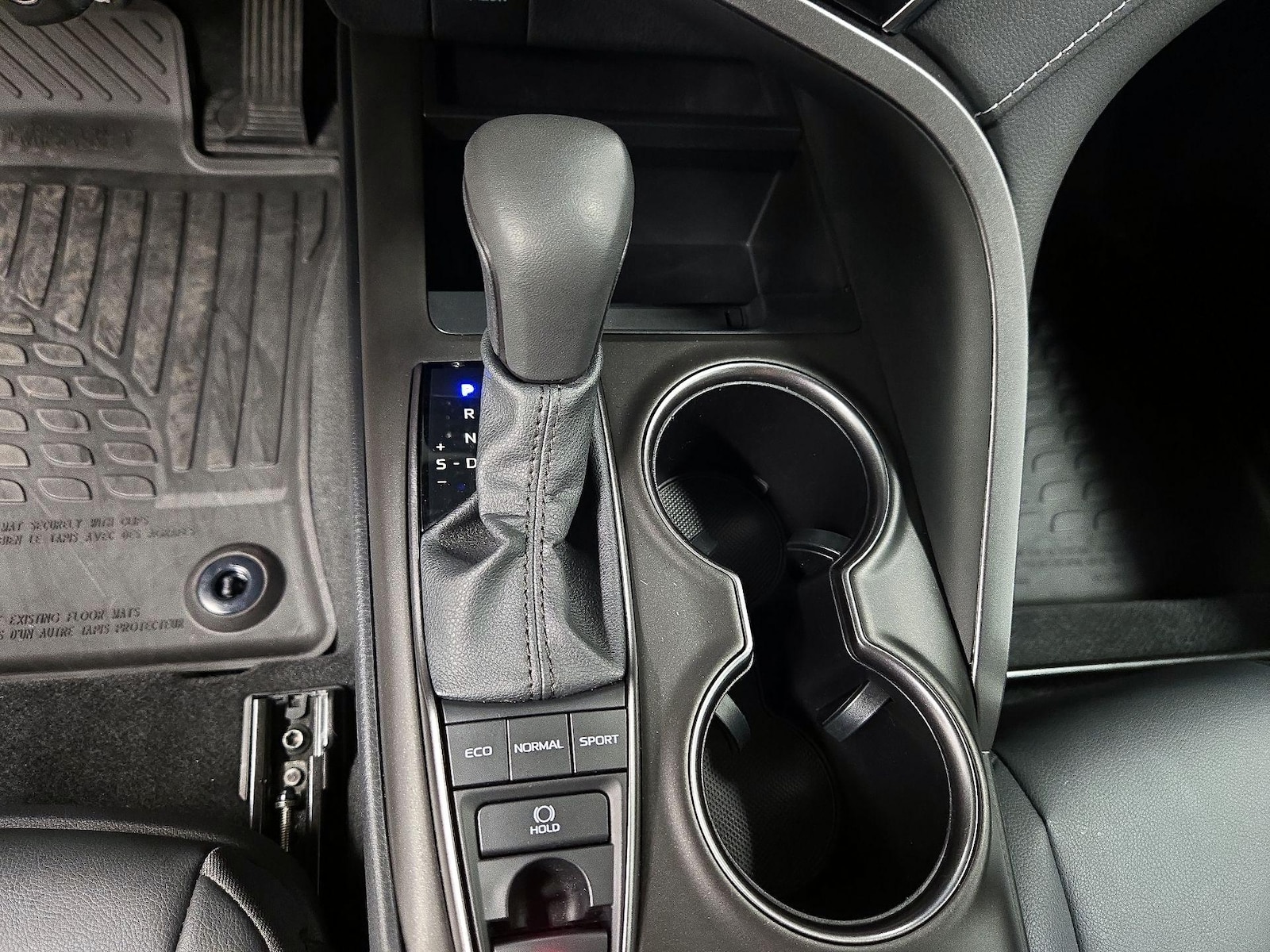 2024 Toyota Camry SE Nightshade - Photo 18