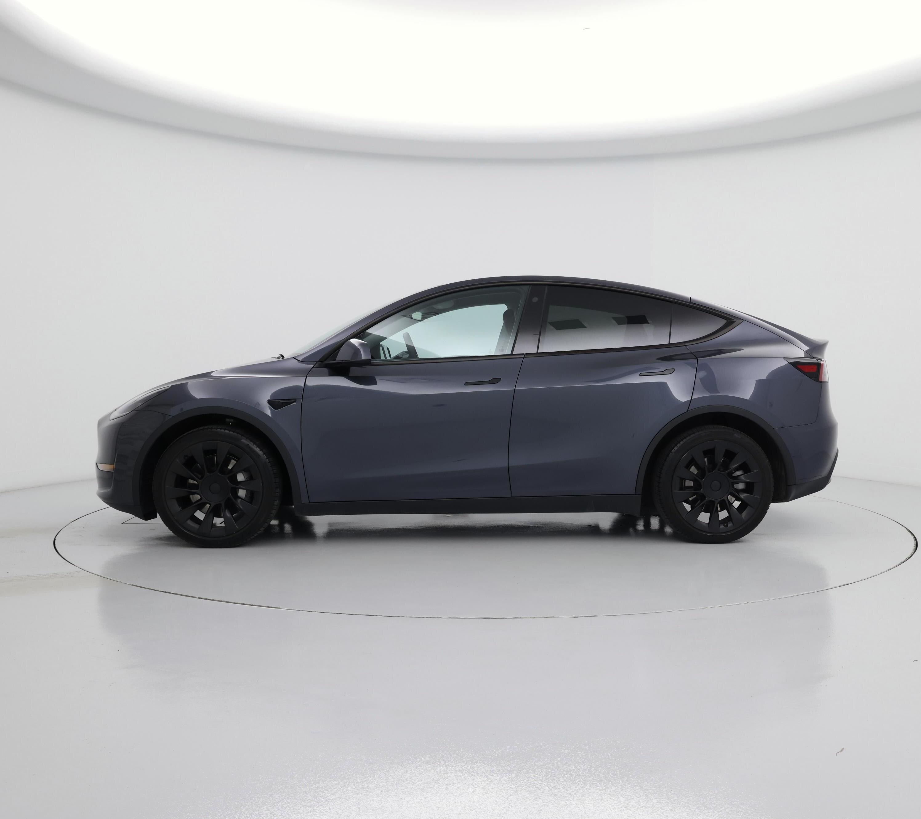 Thumbnail: 2023 Tesla Model Y - 3