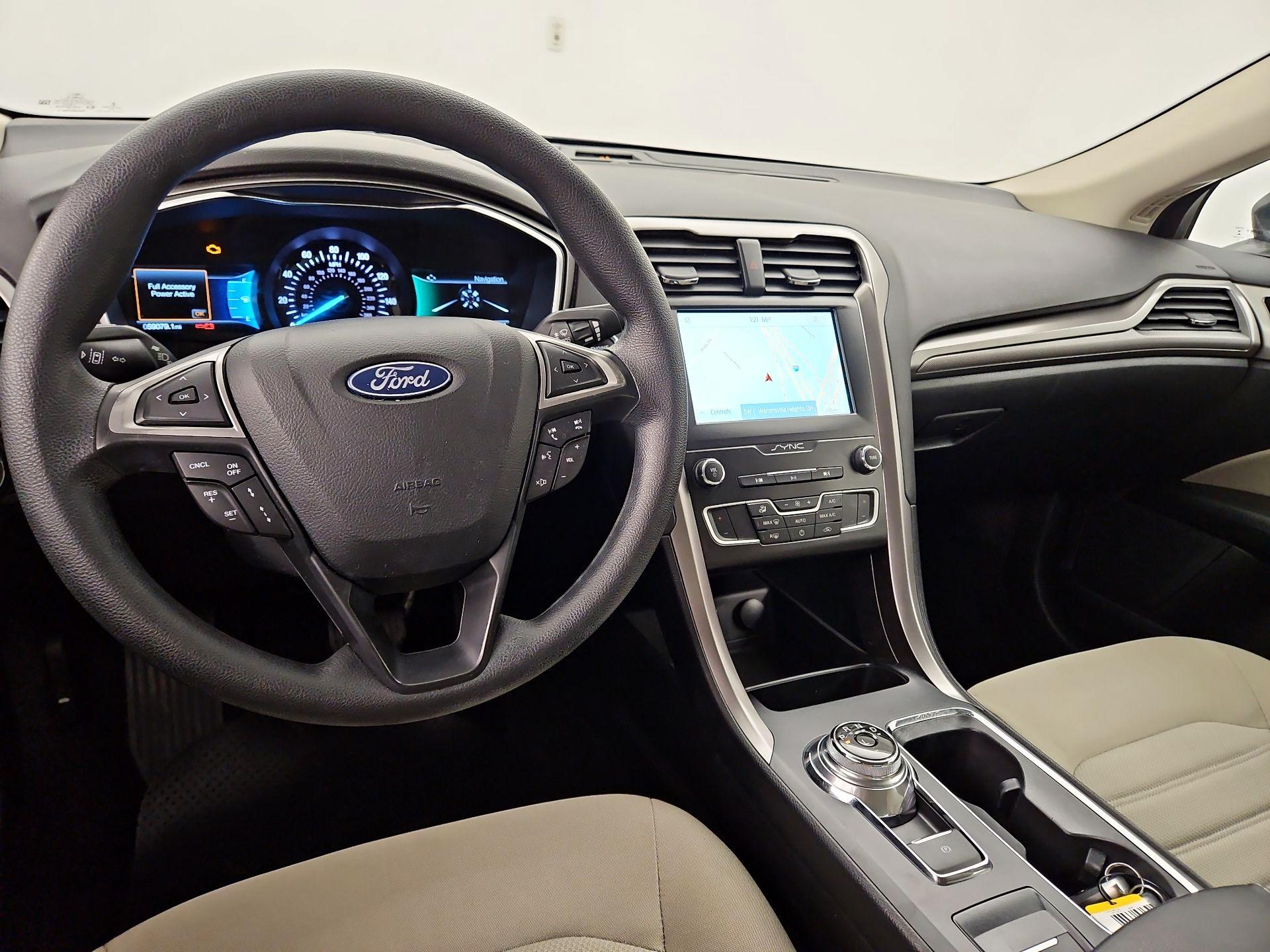 Thumbnail: 2020 Ford Fusion - 10