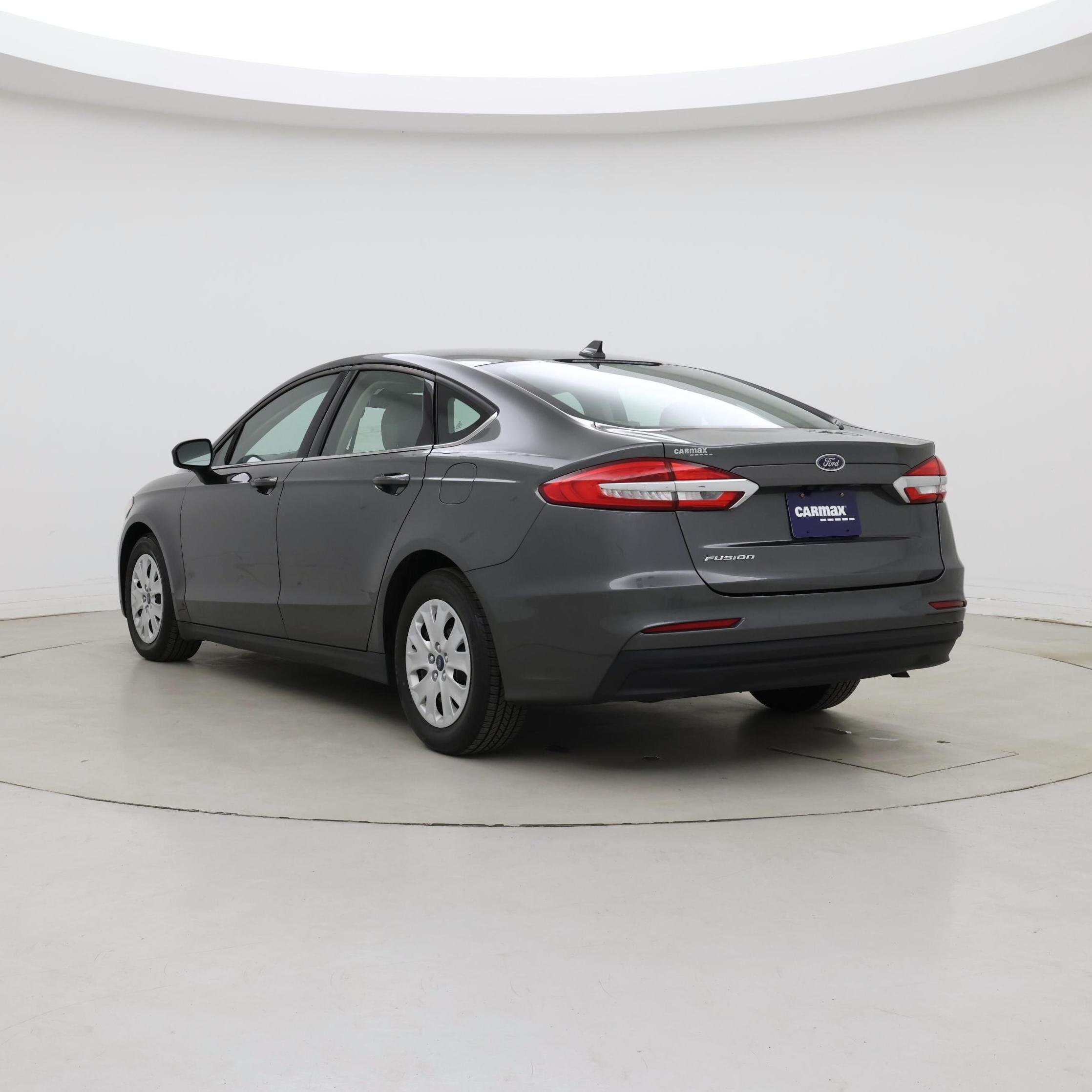 Thumbnail: 2020 Ford Fusion - 2