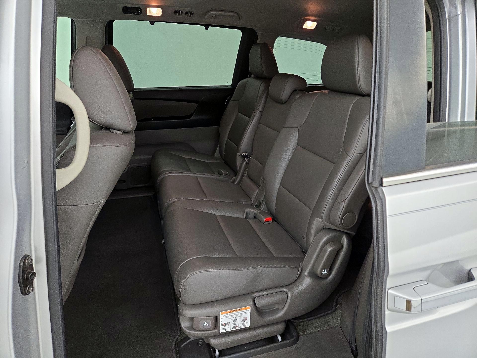 Thumbnail: 2015 Honda Odyssey - 20