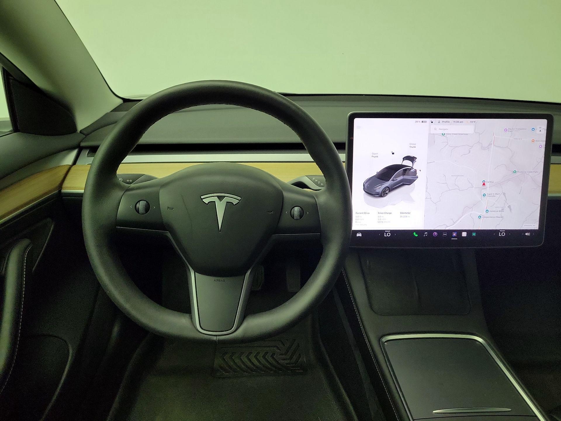 Thumbnail: 2023 Tesla Model 3 - 10