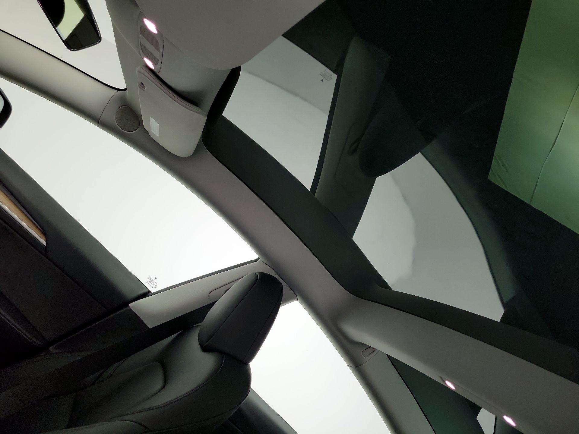Thumbnail: 2023 Tesla Model 3 - 18
