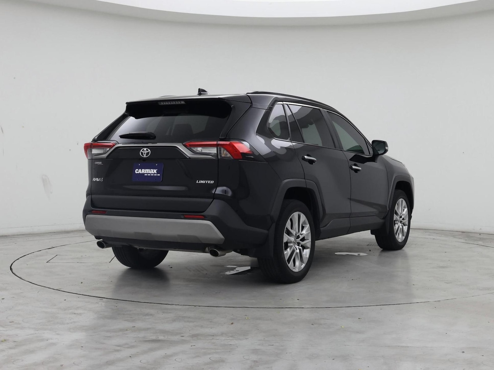 2025 Toyota RAV4 Limited - Photo 9