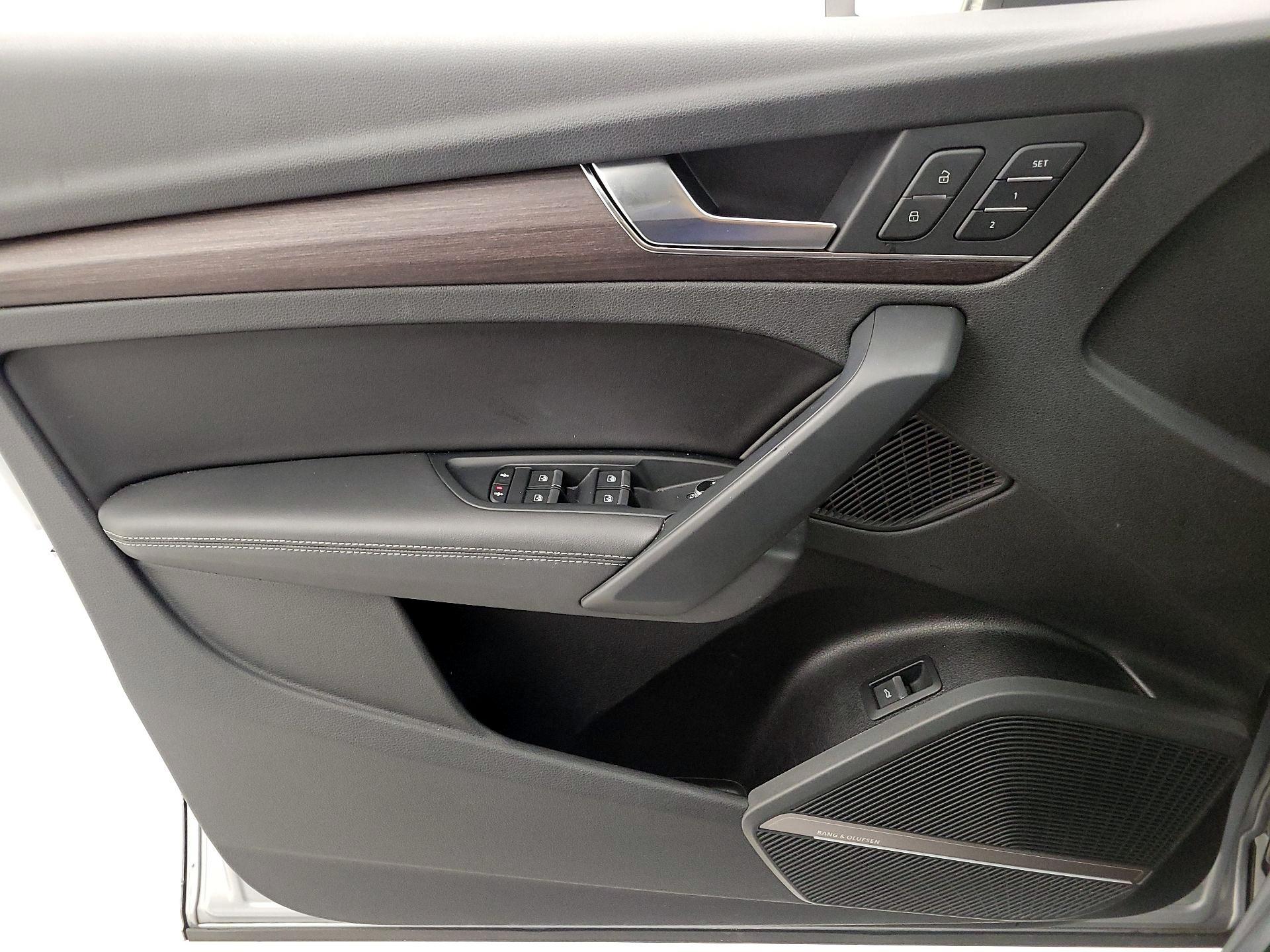 Thumbnail: 2021 Audi Q5 - 12