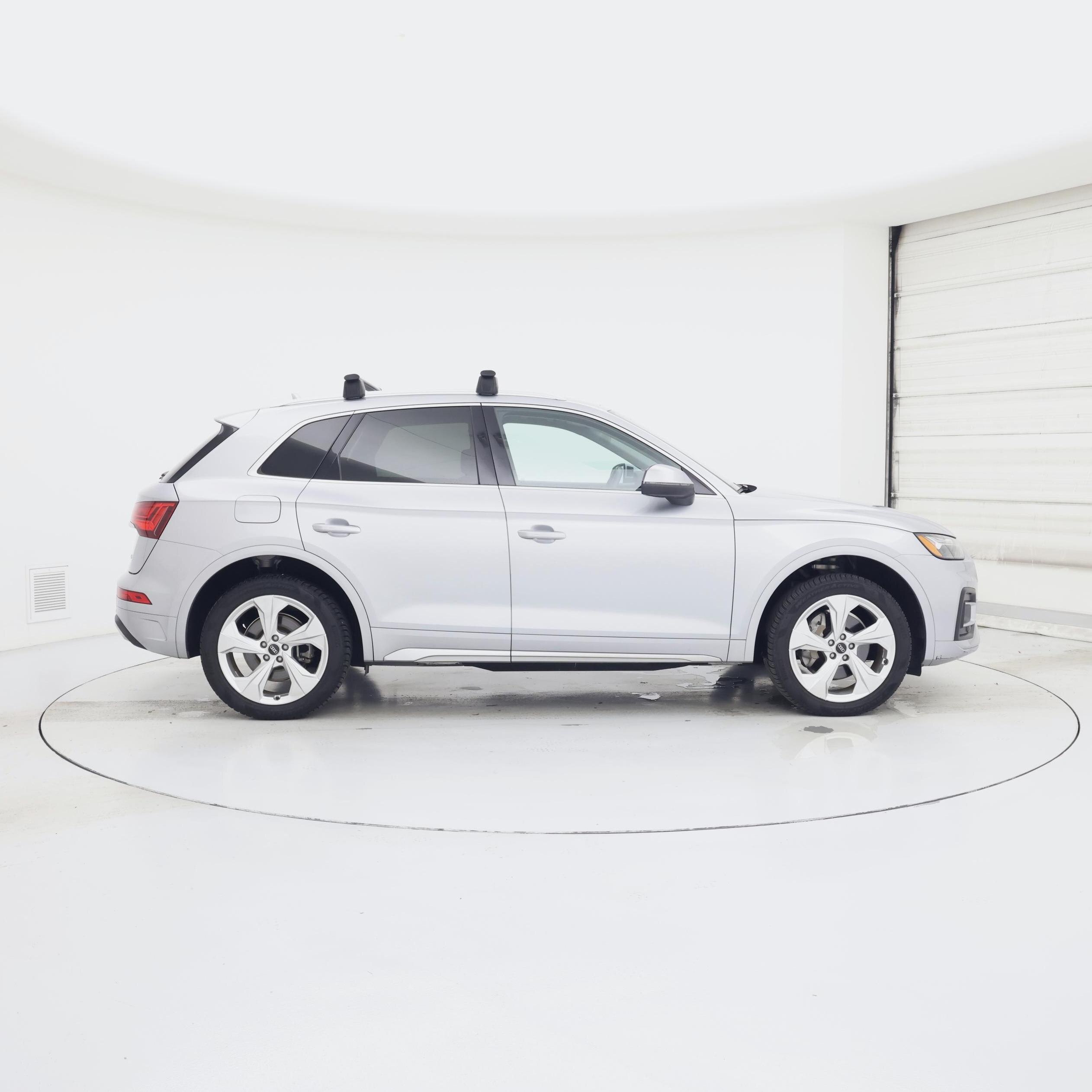 Thumbnail: 2021 Audi Q5 - 7