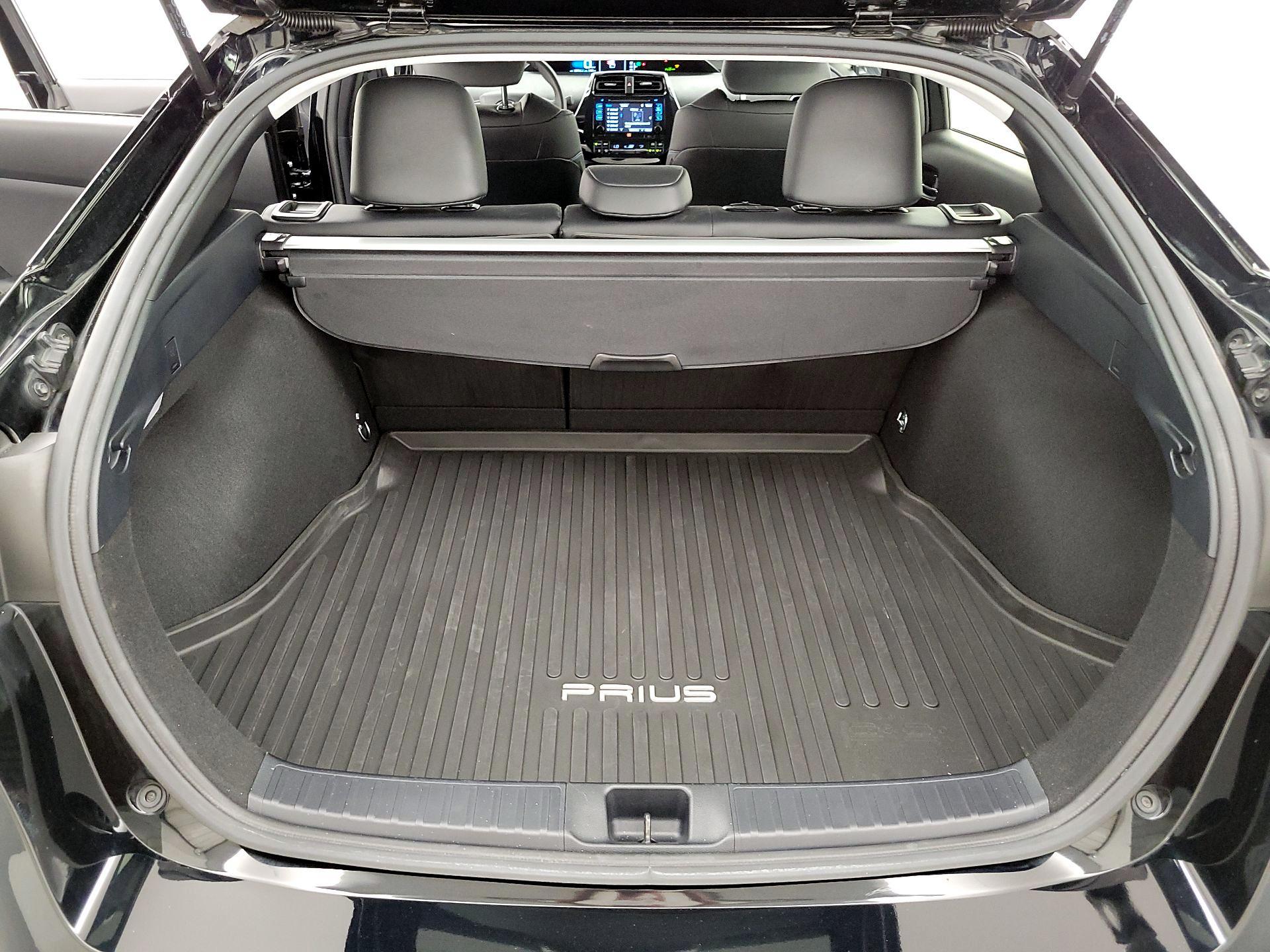 Thumbnail: 2016 Toyota Prius - 20