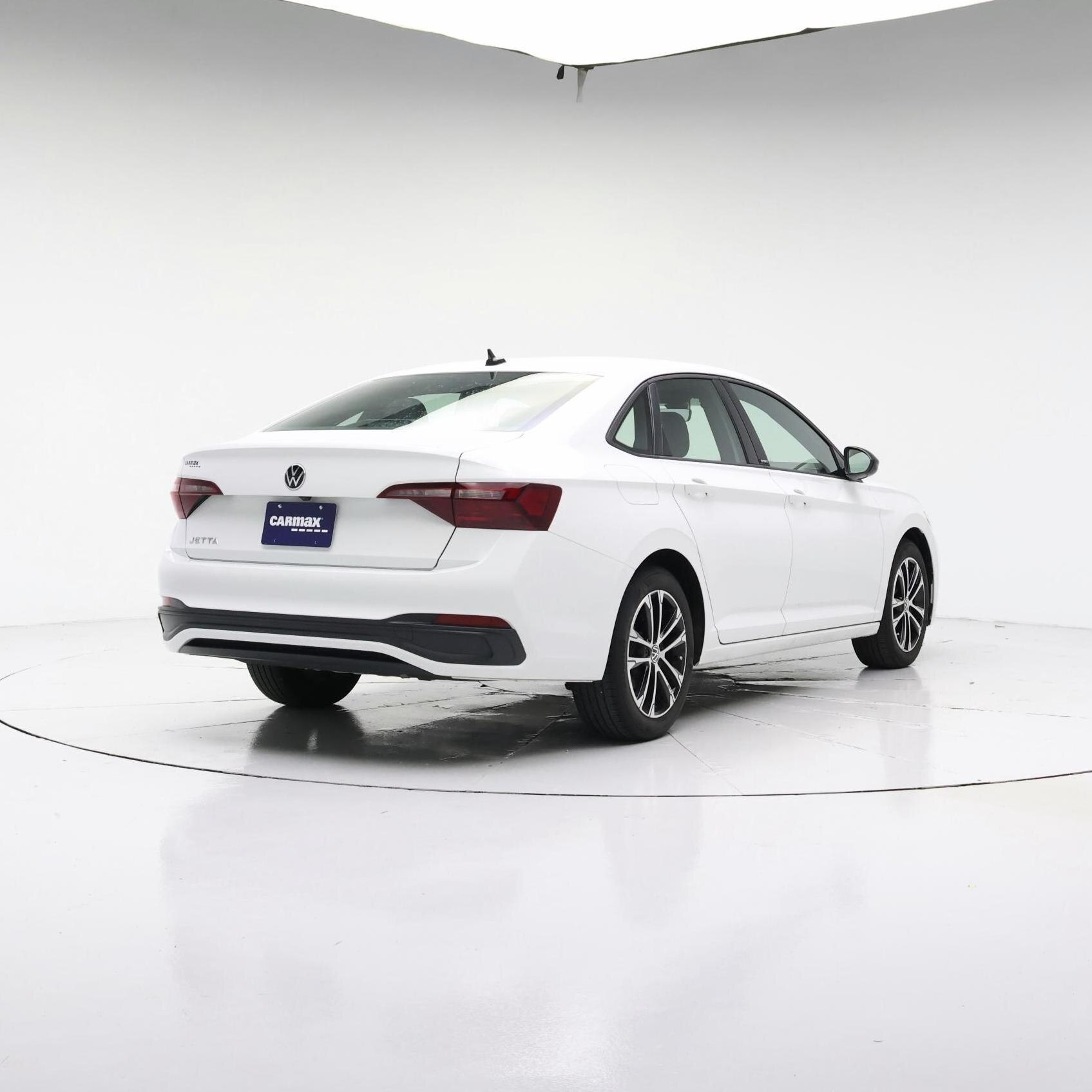 Thumbnail: 2024 Volkswagen Jetta - 8