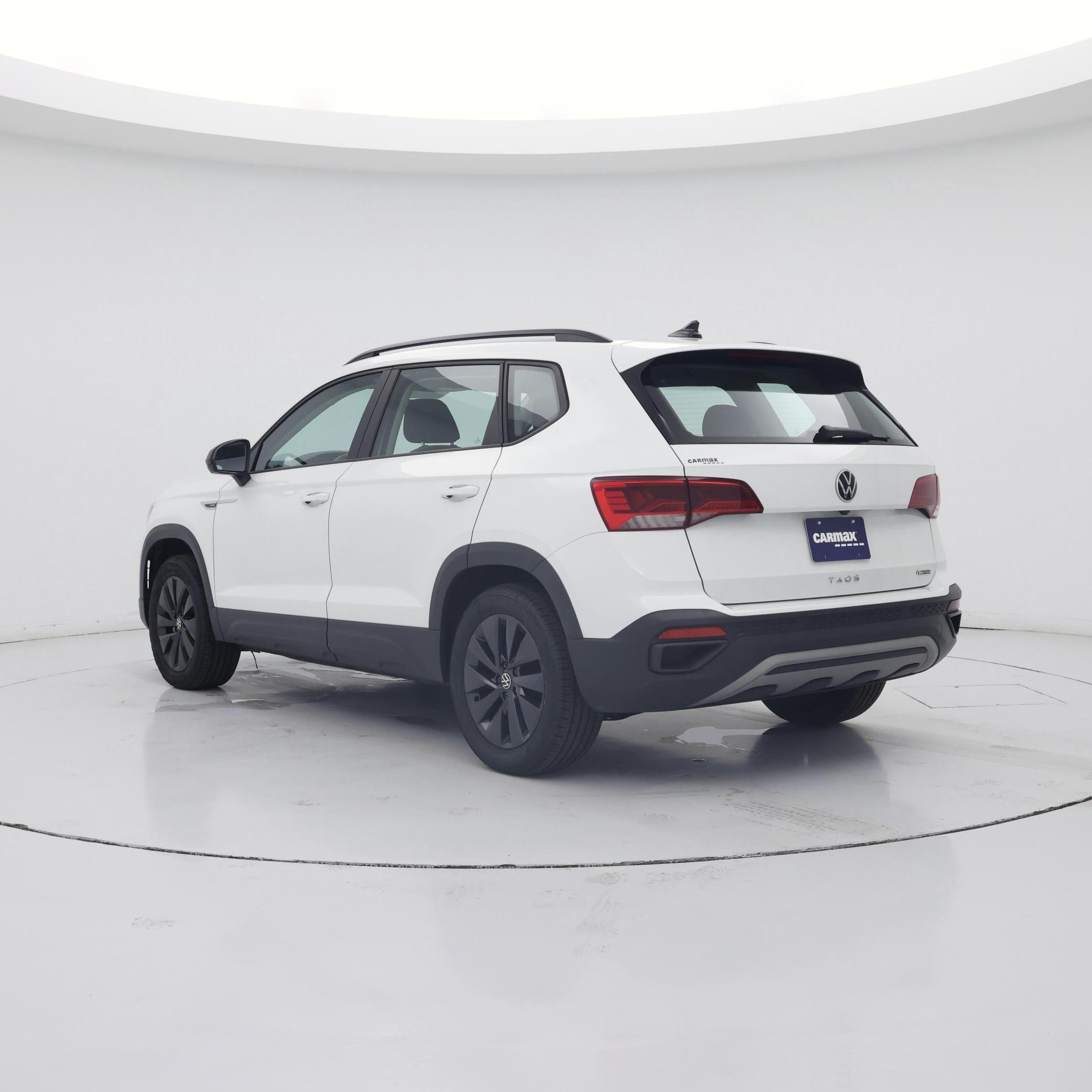 Thumbnail: 2022 Volkswagen Taos - 2