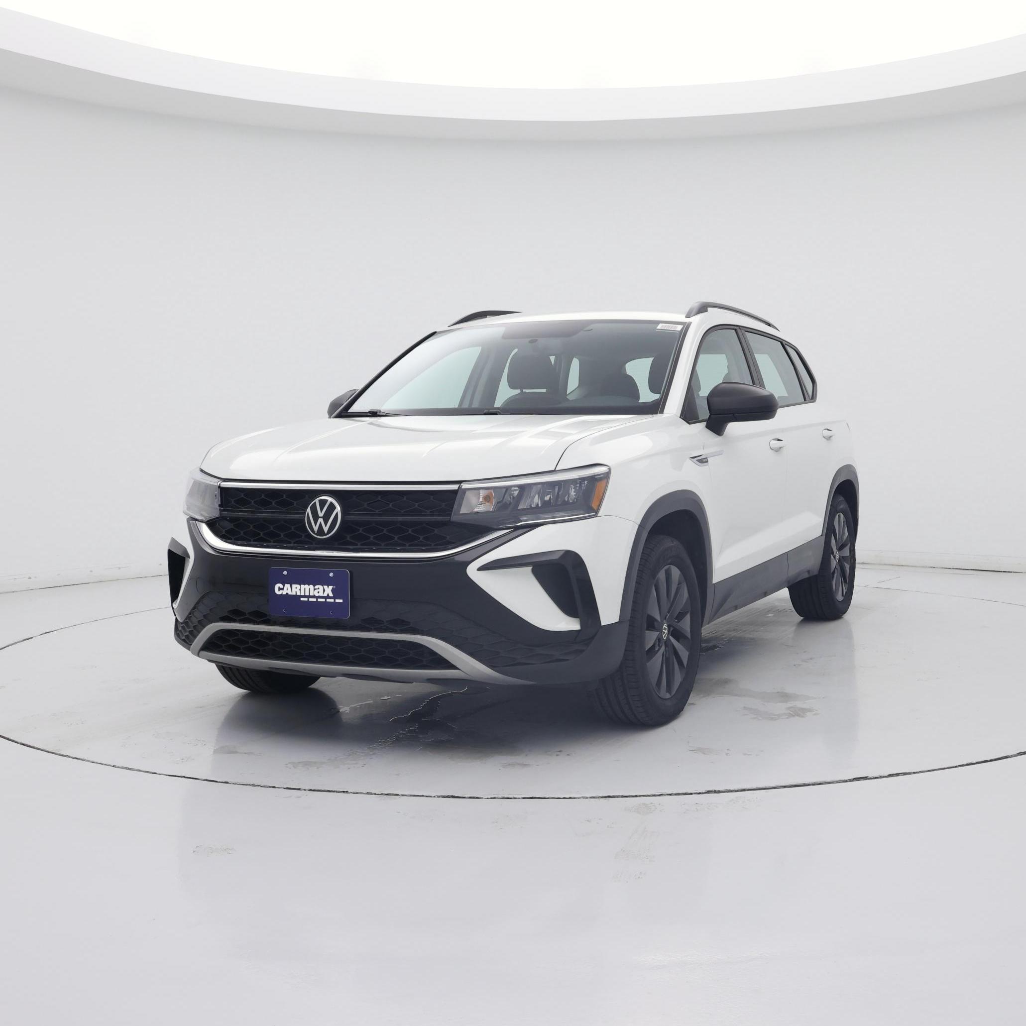 Thumbnail: 2022 Volkswagen Taos - 4