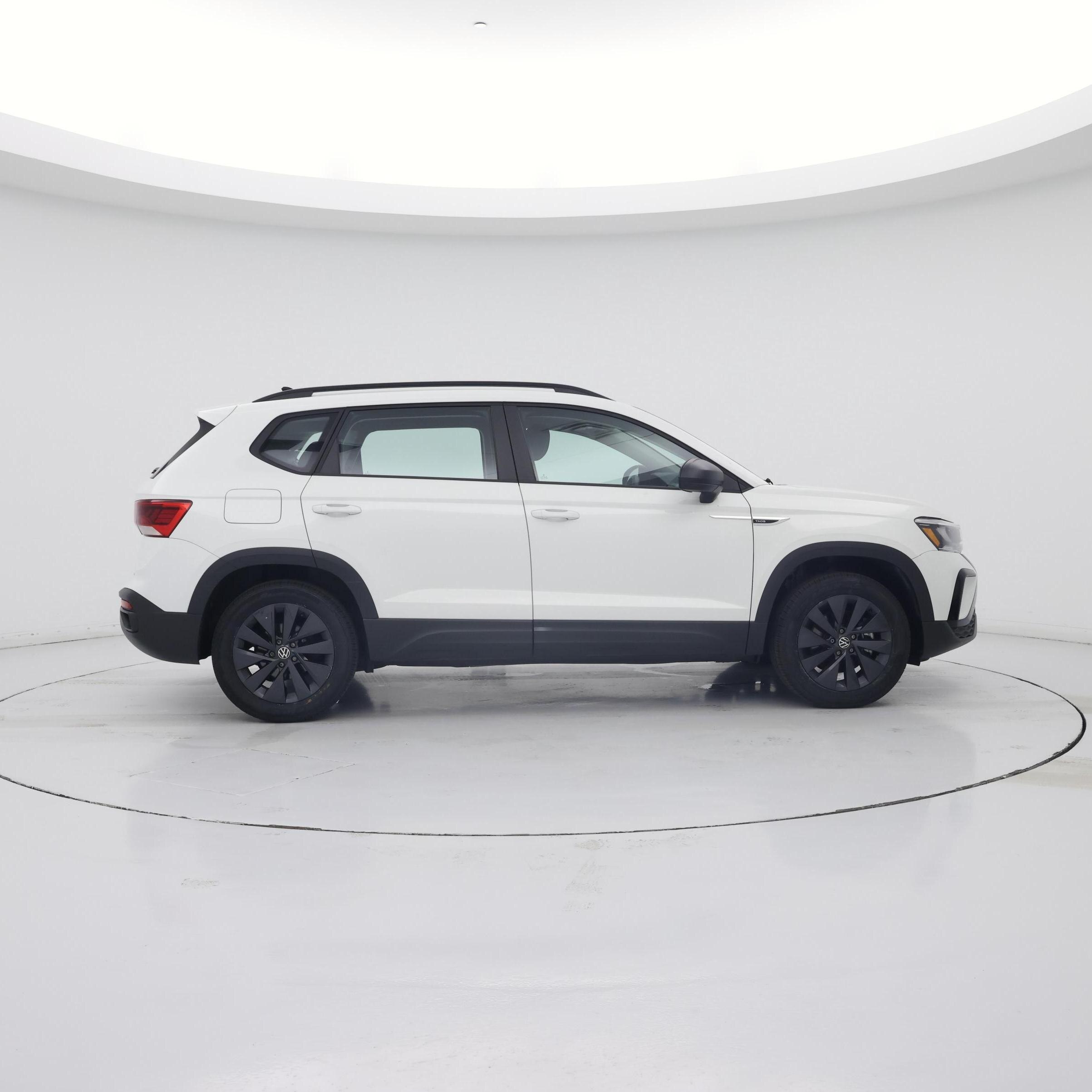 Thumbnail: 2022 Volkswagen Taos - 7