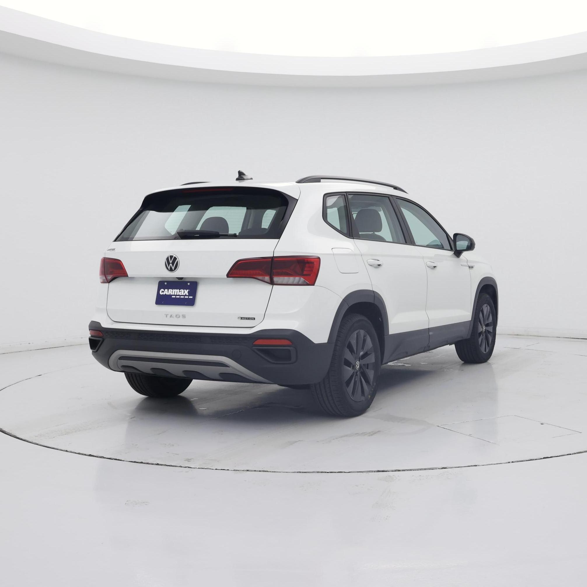 Thumbnail: 2022 Volkswagen Taos - 8