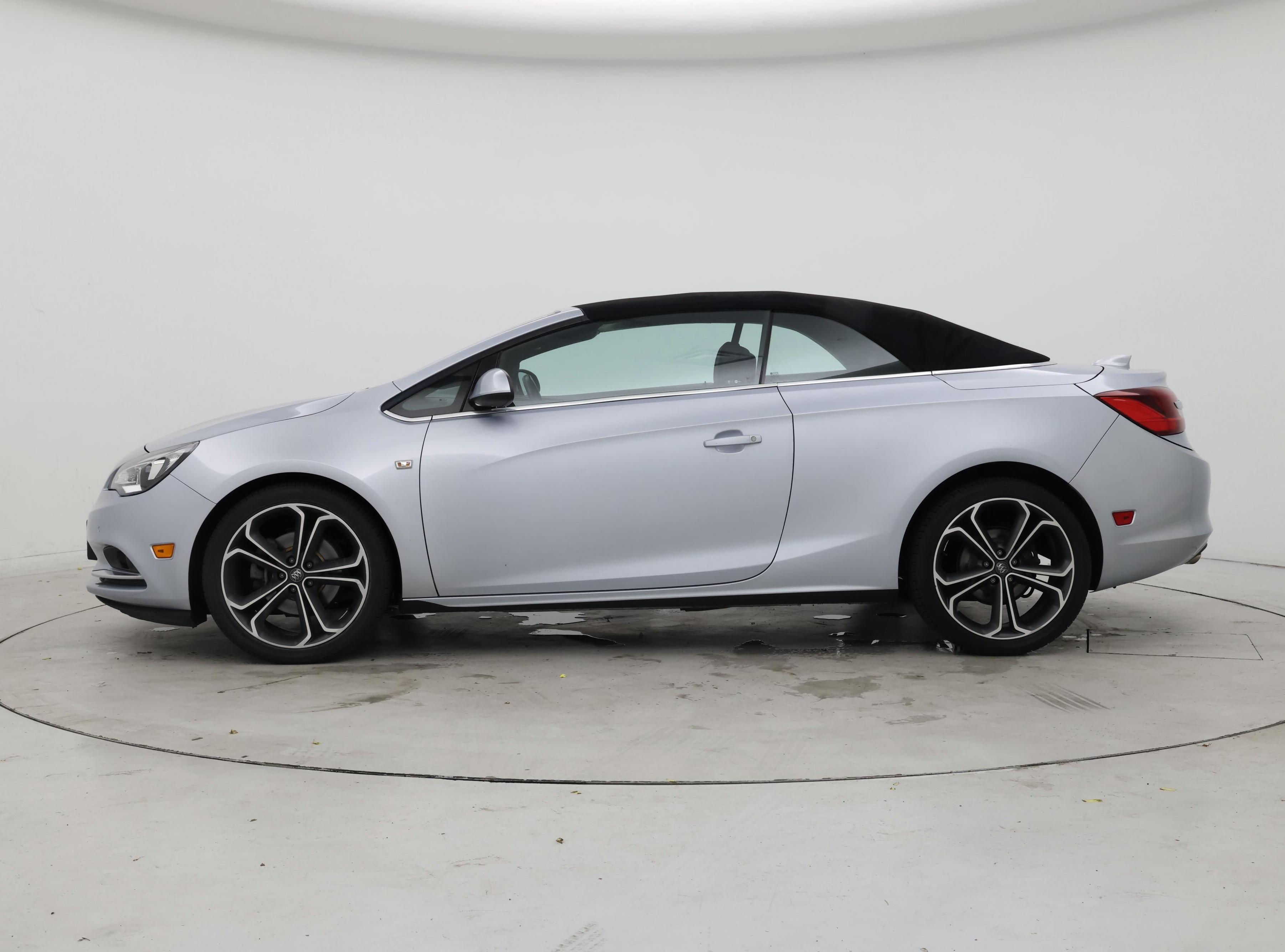 Thumbnail: 2016 Buick Cascada - 3