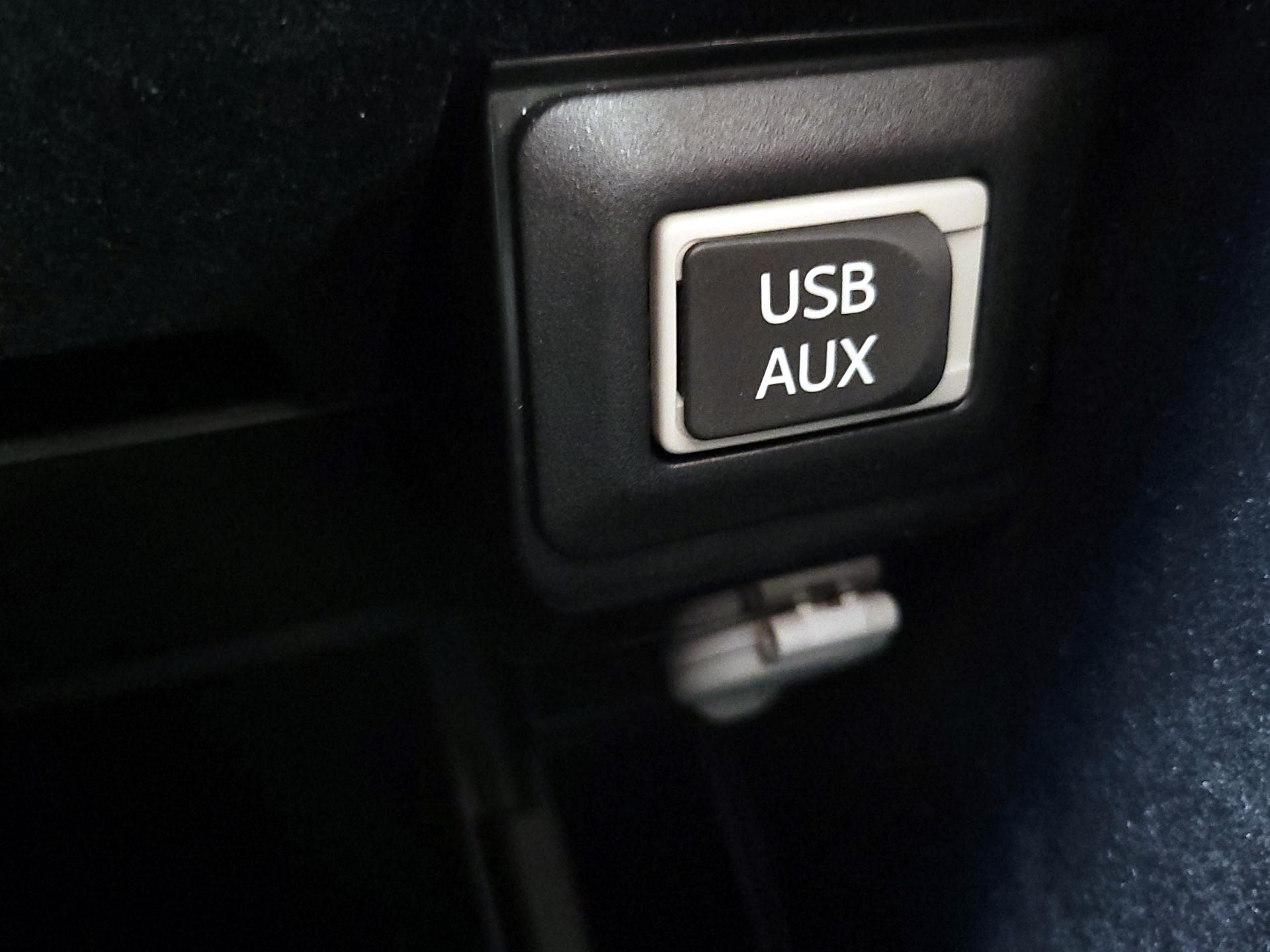 Thumbnail: 2015 Lexus RX - 19