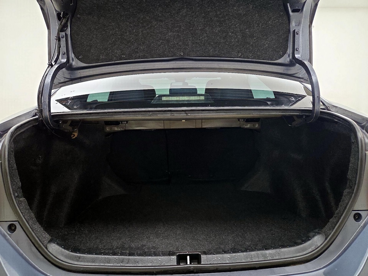 Trunk/Cargo (Seats Up)
