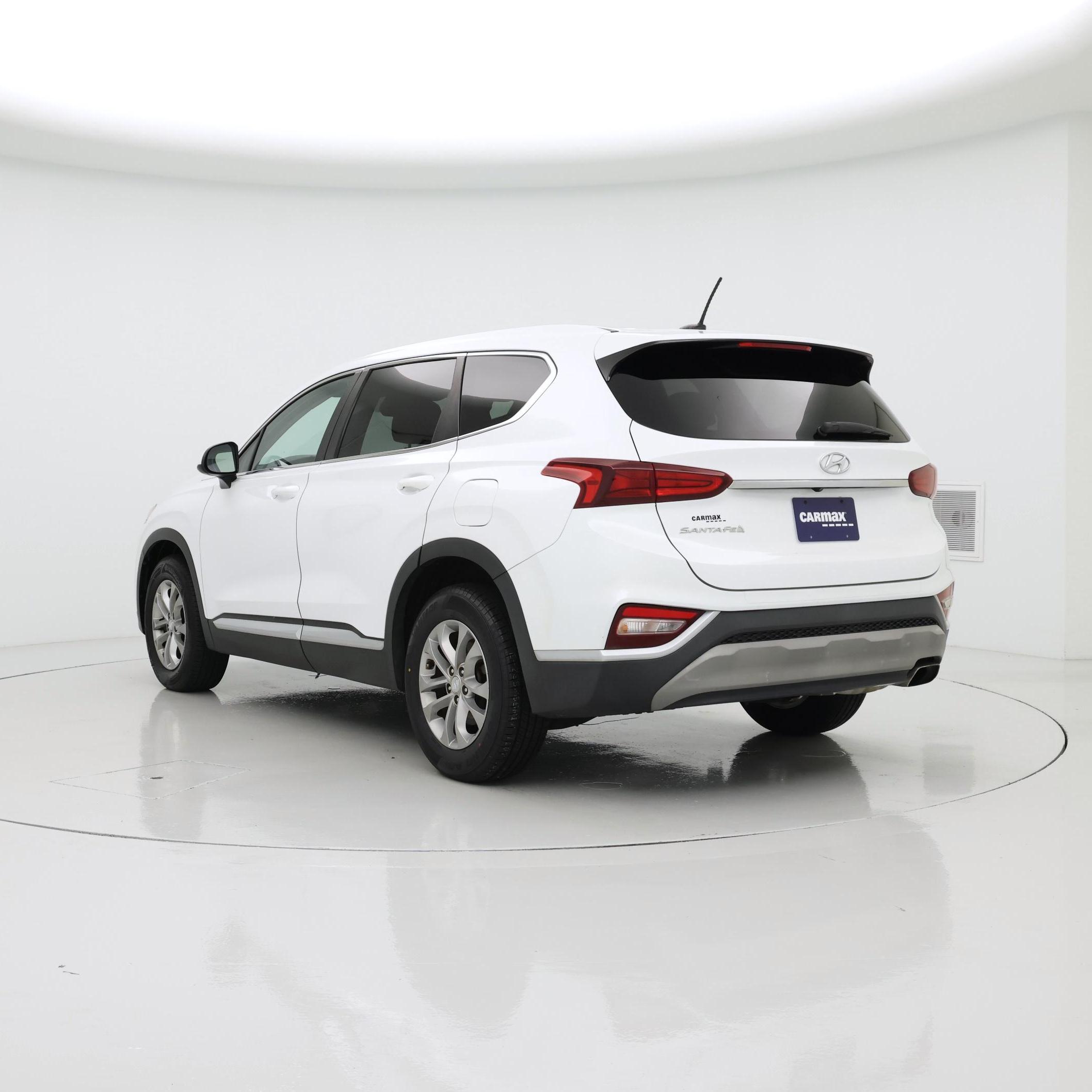 Thumbnail: 2019 Hyundai Santa Fe - 2
