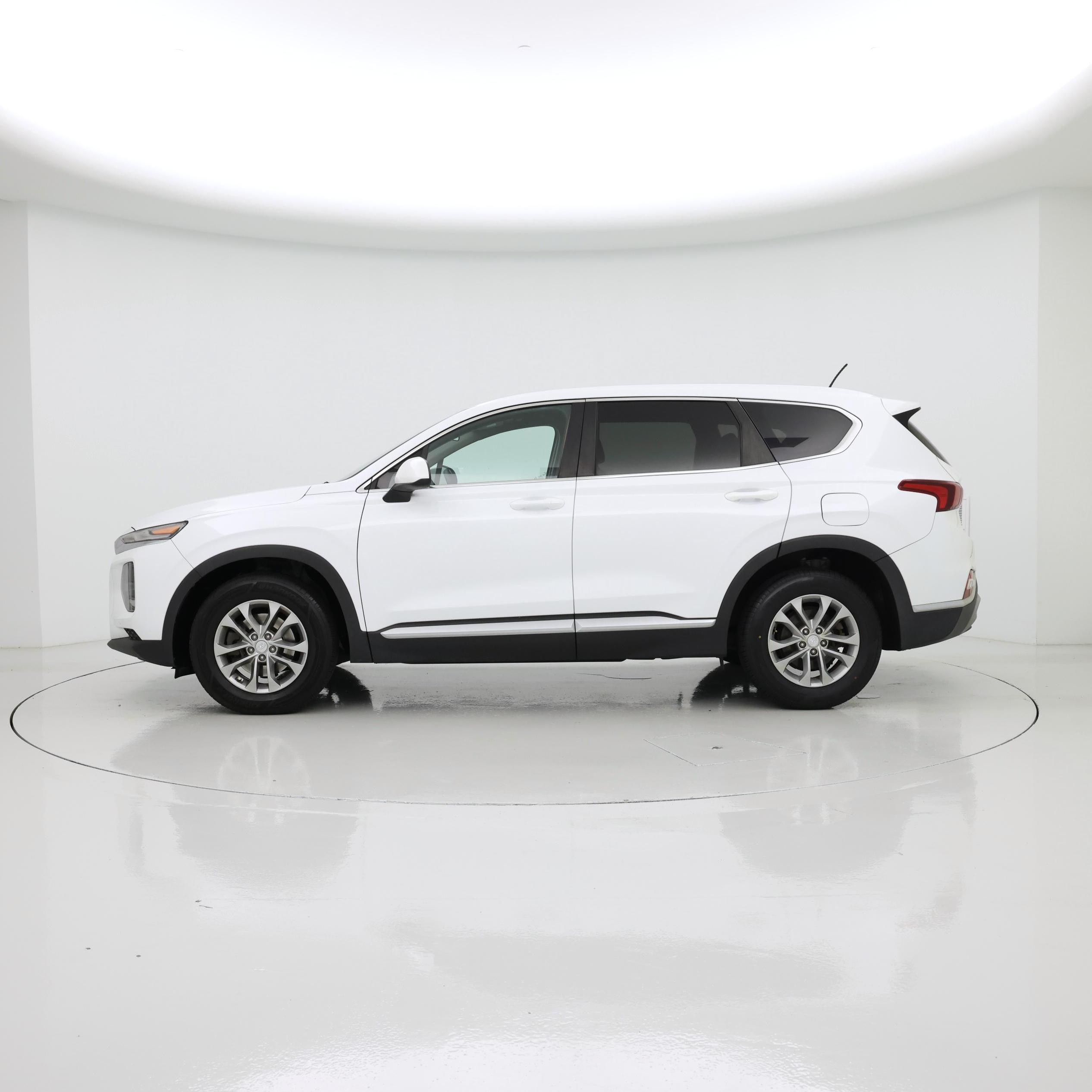 Thumbnail: 2019 Hyundai Santa Fe - 3