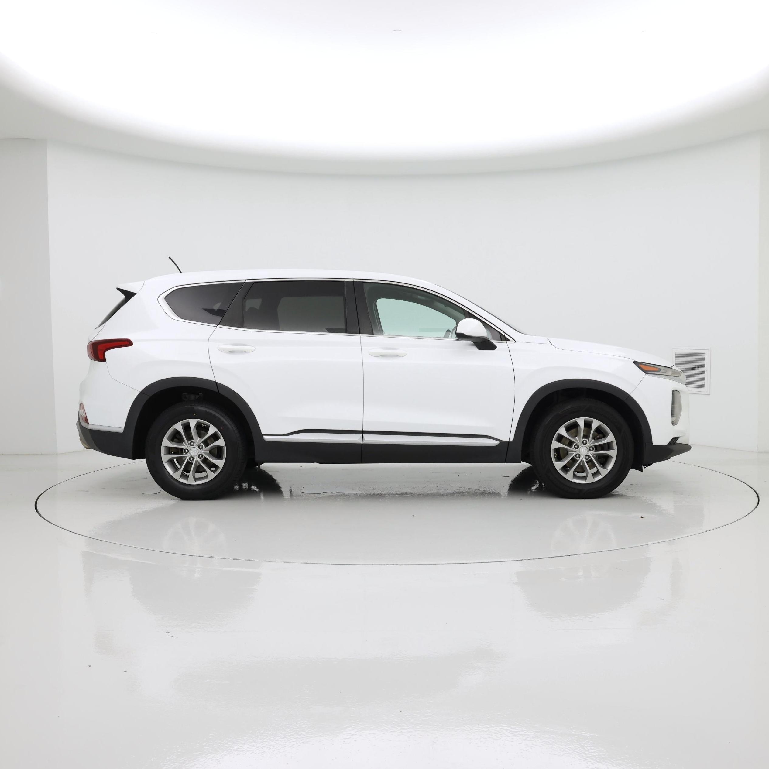 Thumbnail: 2019 Hyundai Santa Fe - 7