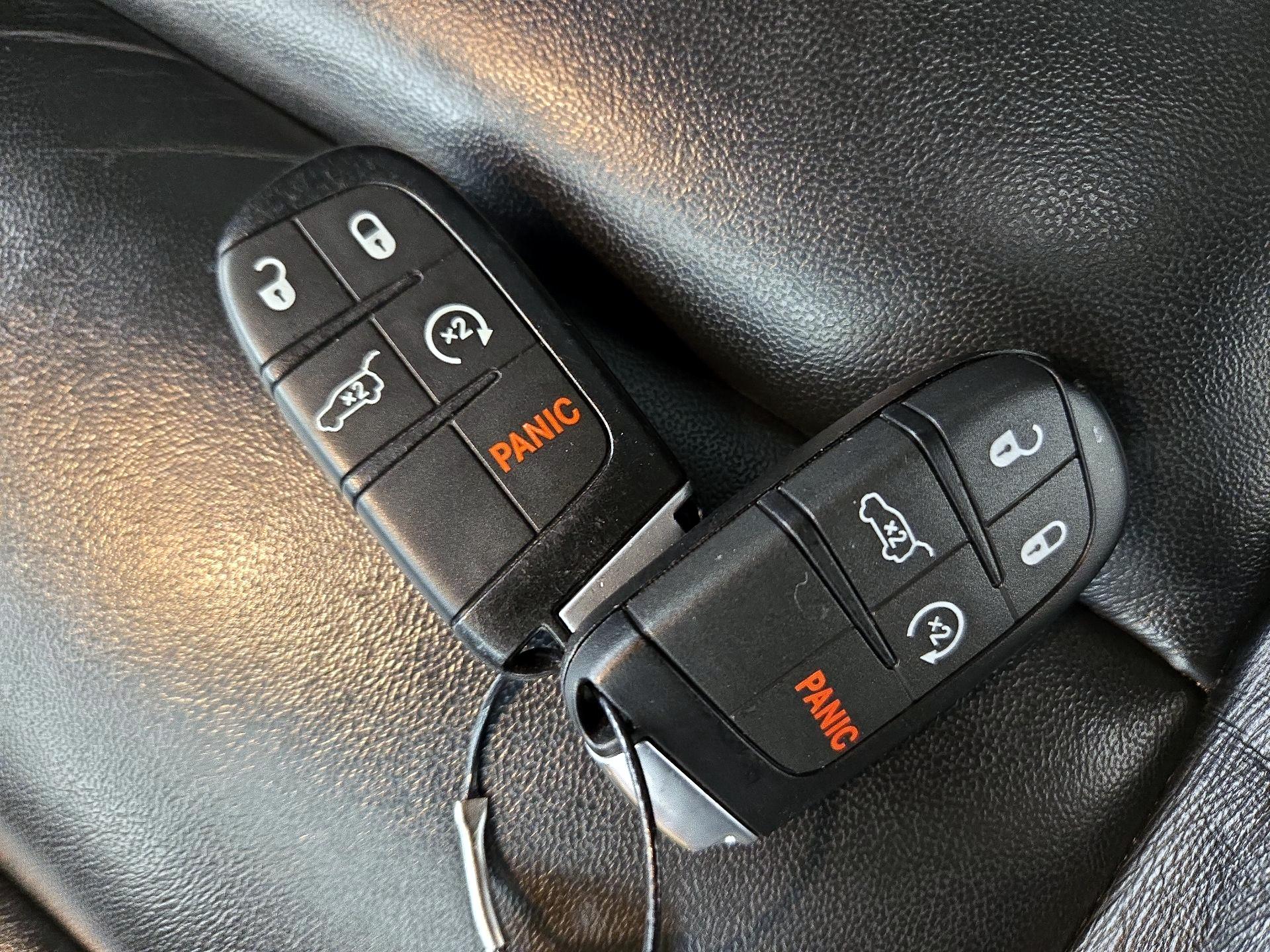 Thumbnail: 2019 Jeep Grand Cherokee - 18