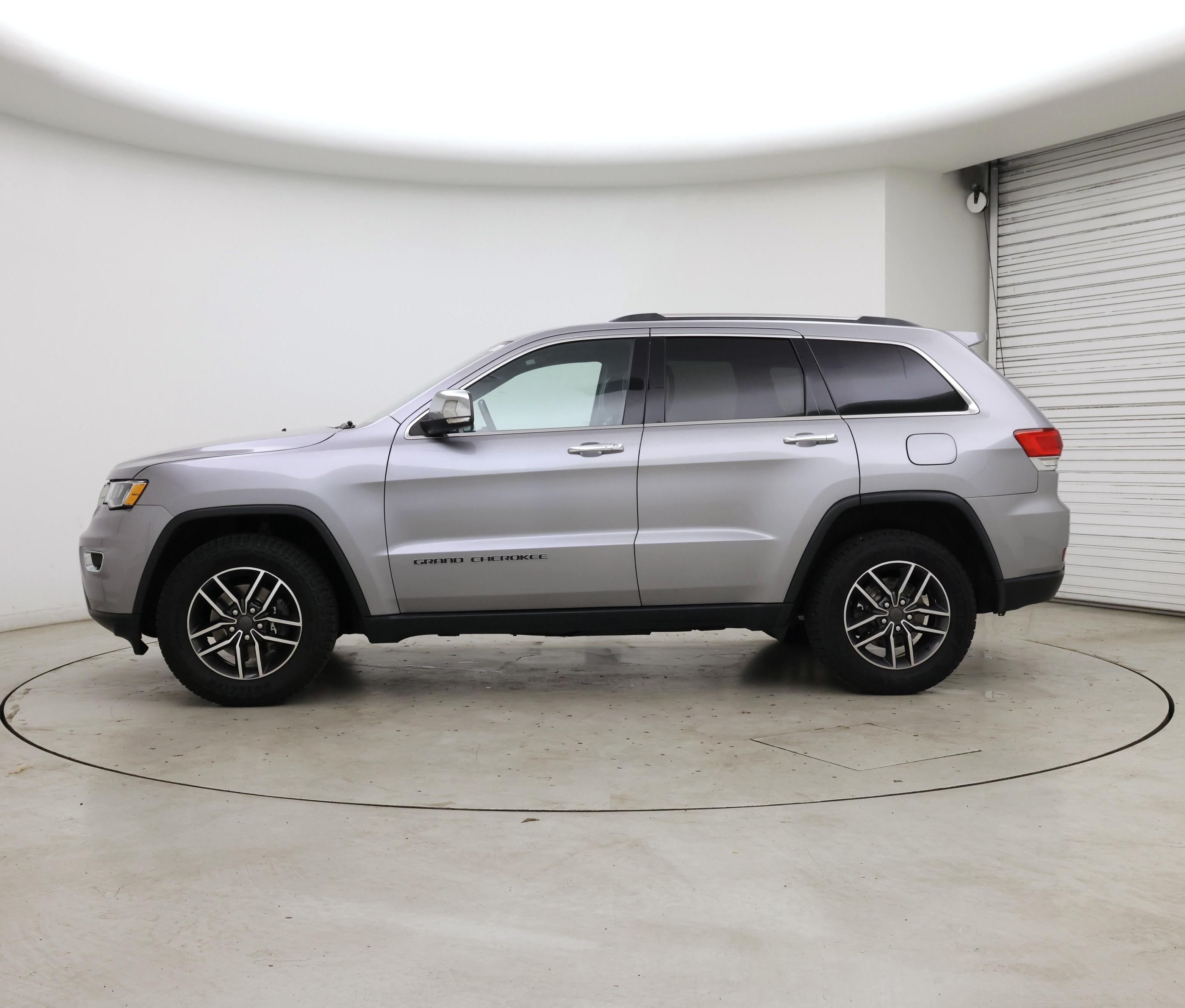 Thumbnail: 2019 Jeep Grand Cherokee - 3