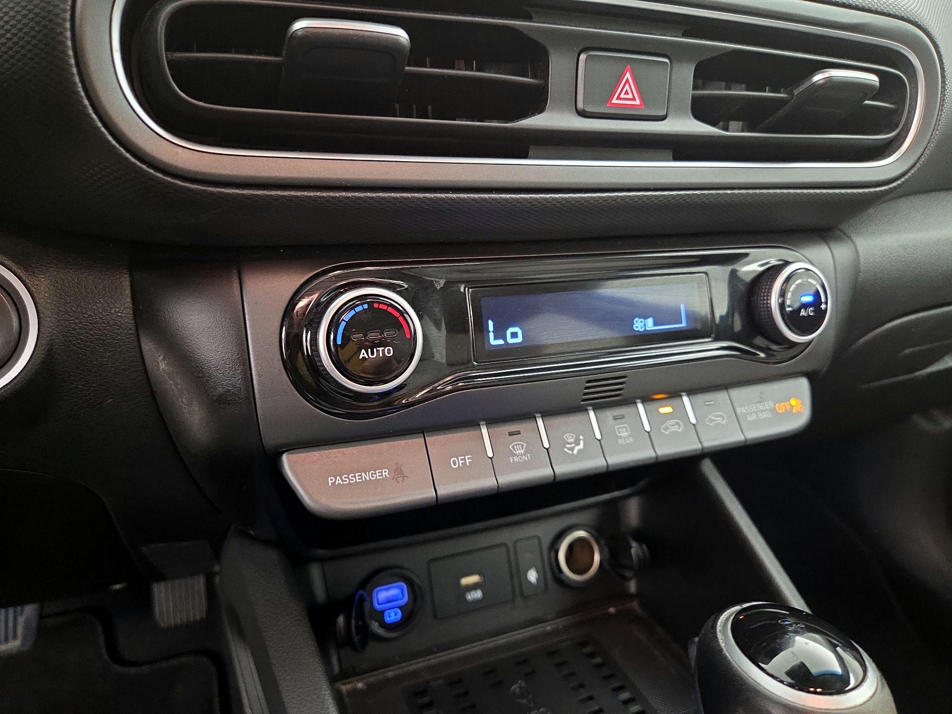 Thumbnail: 2022 Hyundai Kona - 17