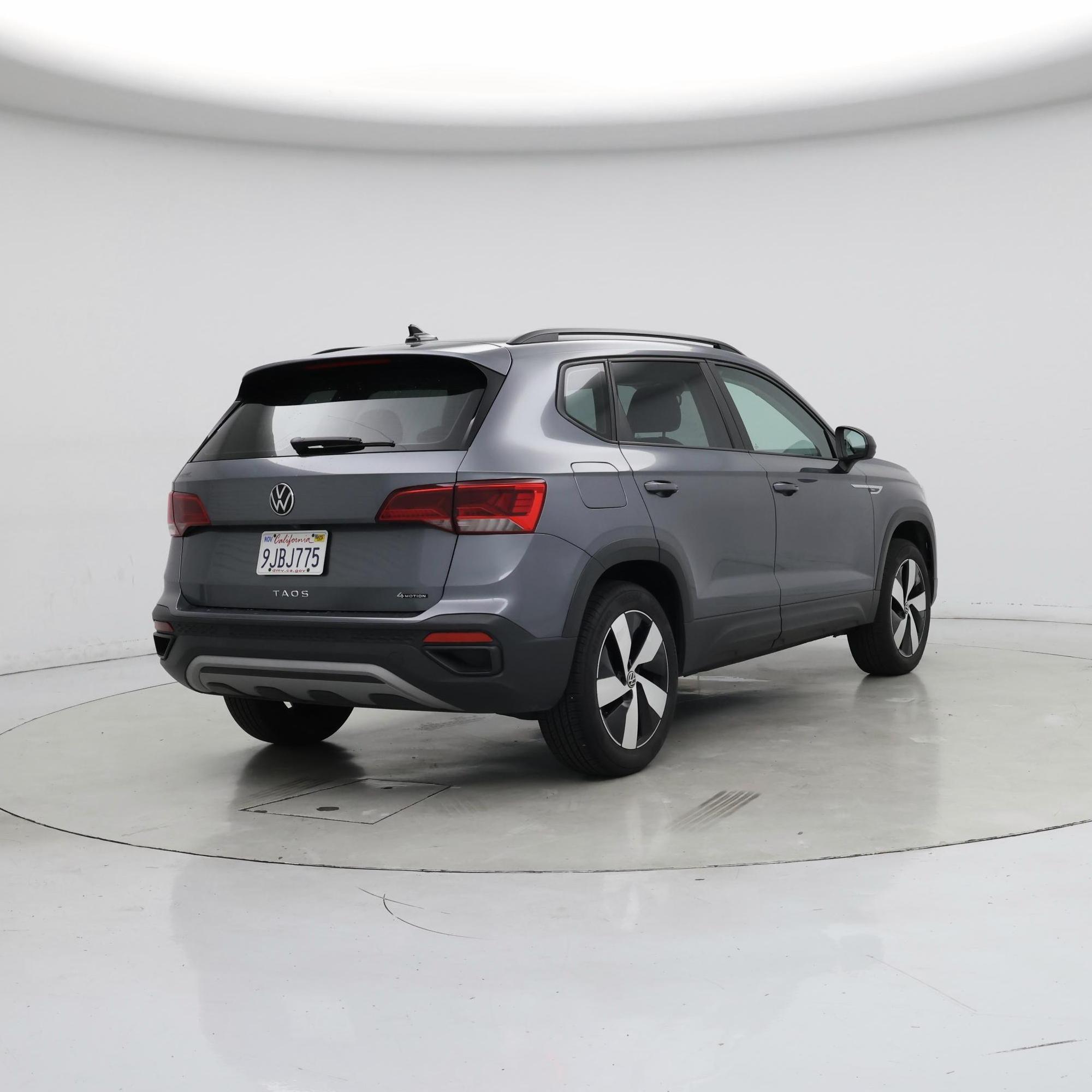 Thumbnail: 2023 Volkswagen Taos - 8