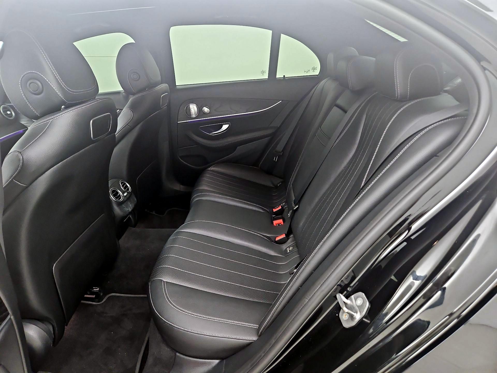 Thumbnail: 2018 Mercedes-Benz E-Class - 20