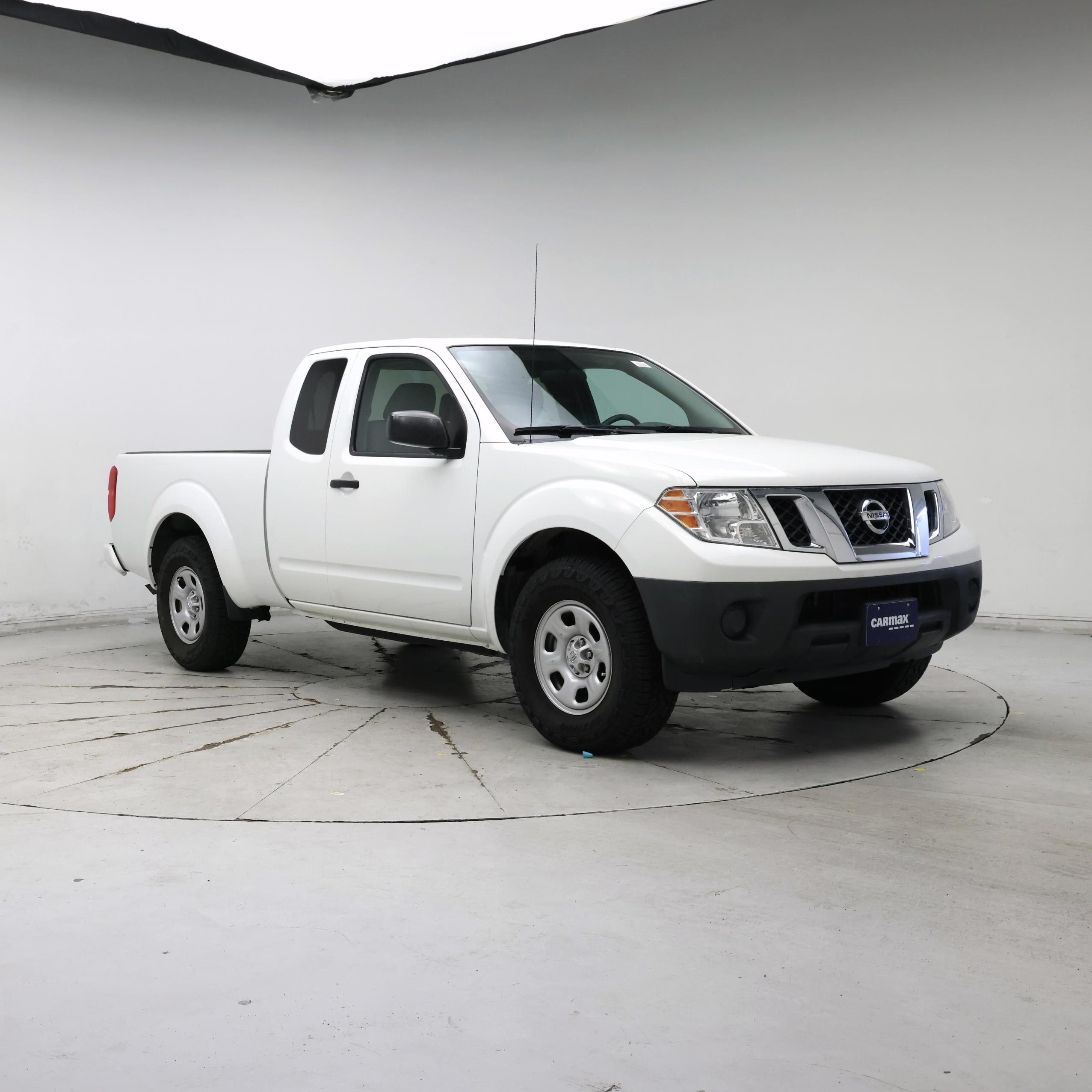White 2021 Nissan Frontier Pickup Truck 4X2 Automatic