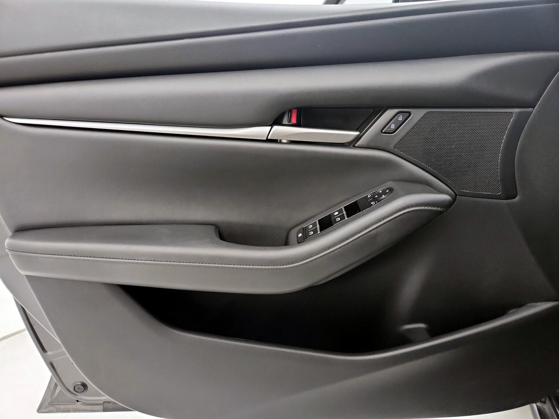 Thumbnail: 2021 Mazda Mazda3 - 12