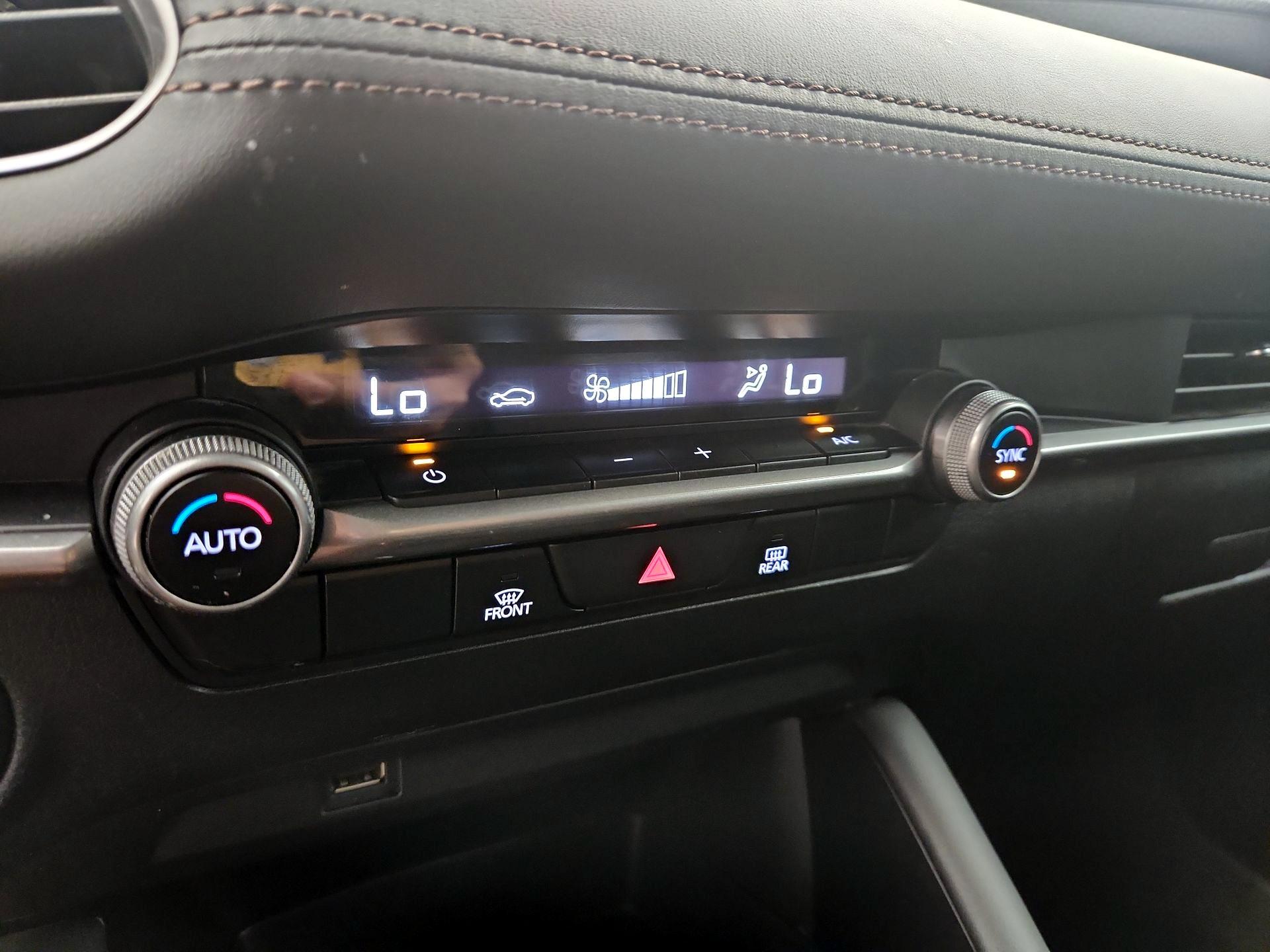 Thumbnail: 2021 Mazda Mazda3 - 15