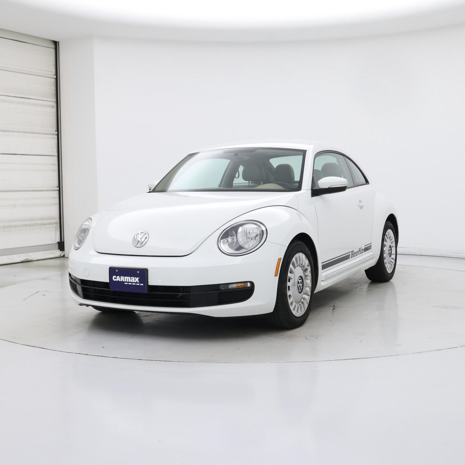 Thumbnail: 2014 Volkswagen Beetle - 4