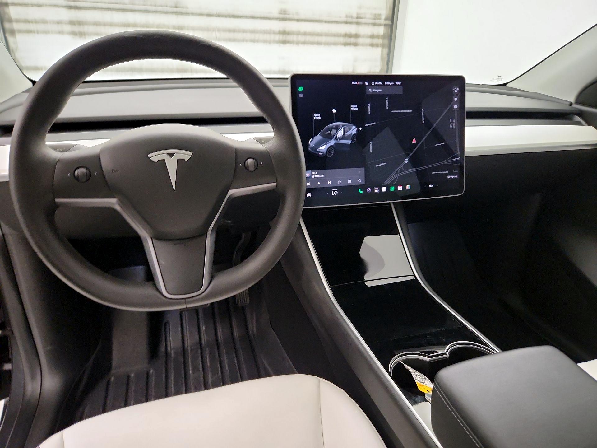 Thumbnail: 2020 Tesla Model Y - 9
