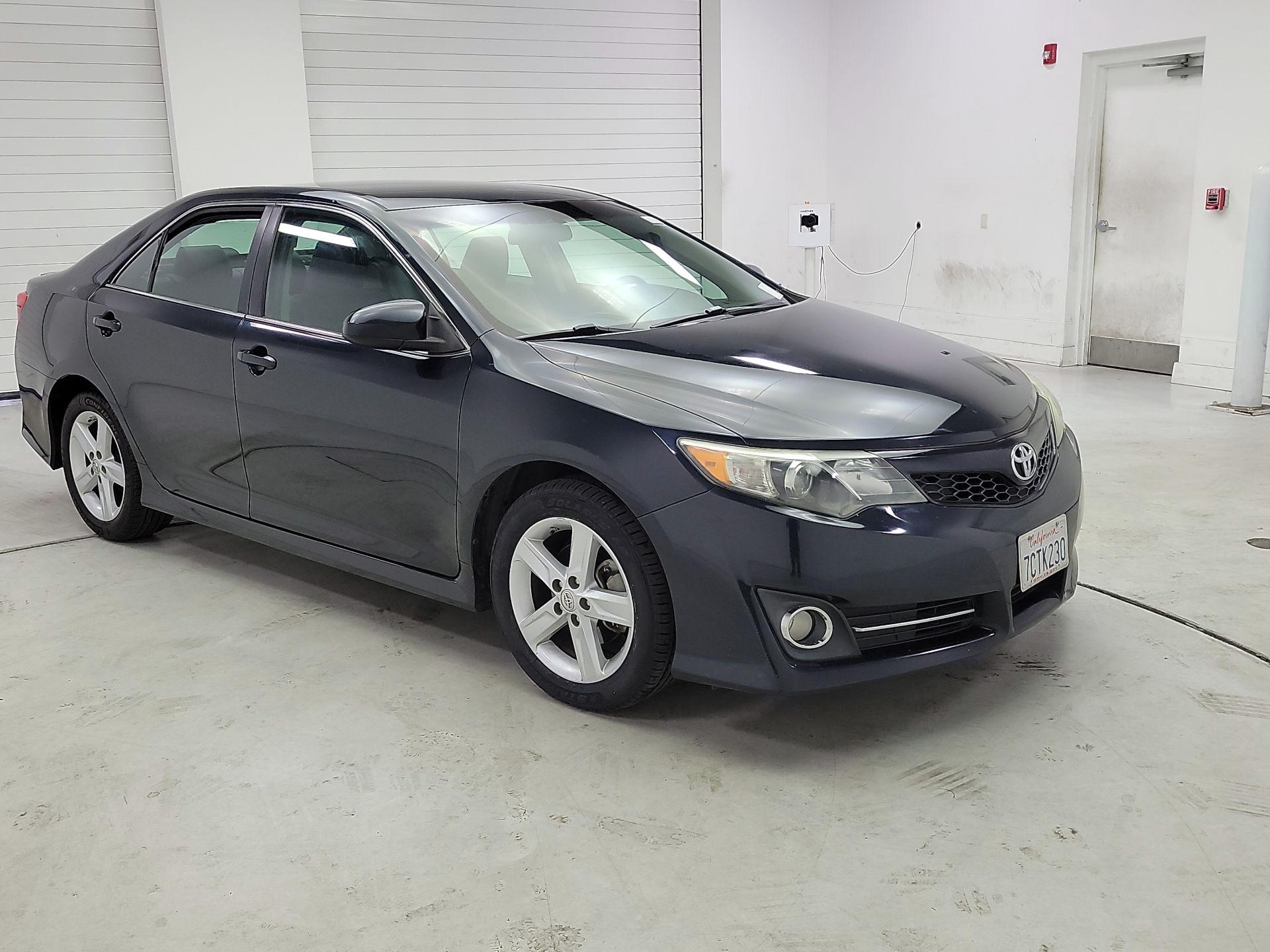 Thumbnail: 2014 Toyota Camry - 1