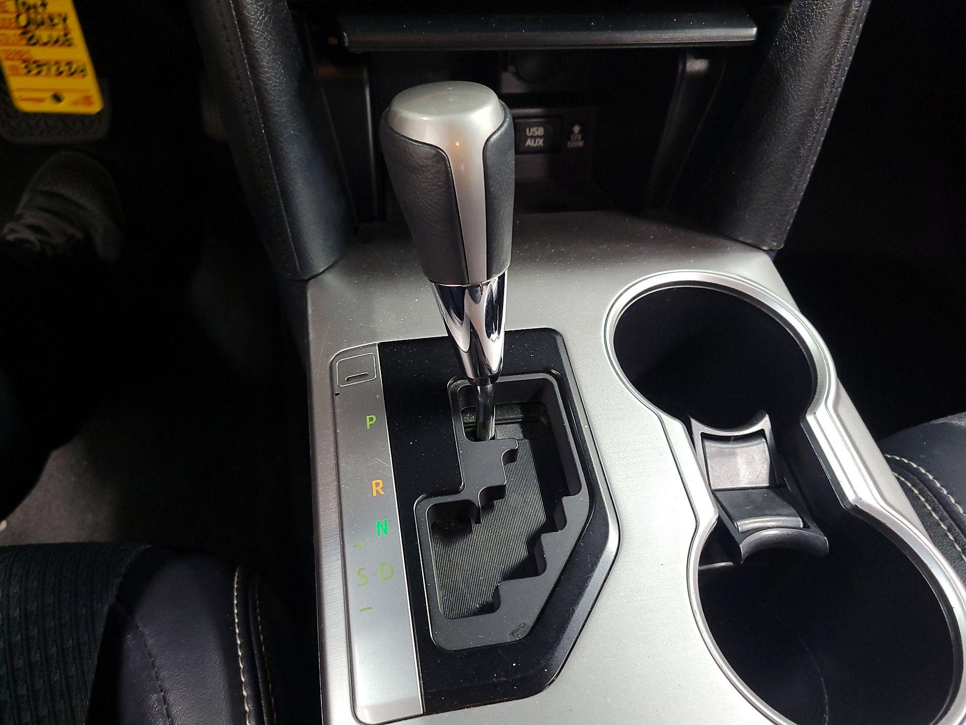 Thumbnail: 2014 Toyota Camry - 13