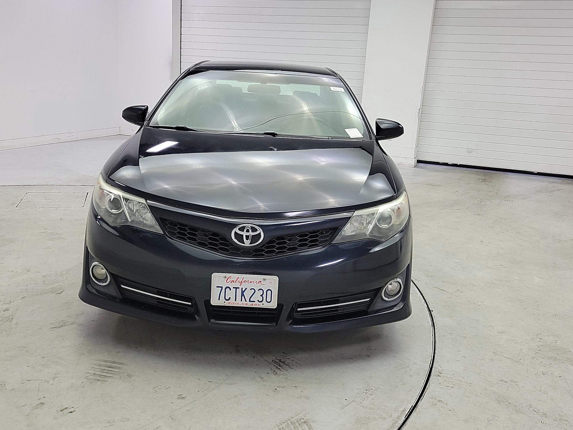 Thumbnail: 2014 Toyota Camry - 2