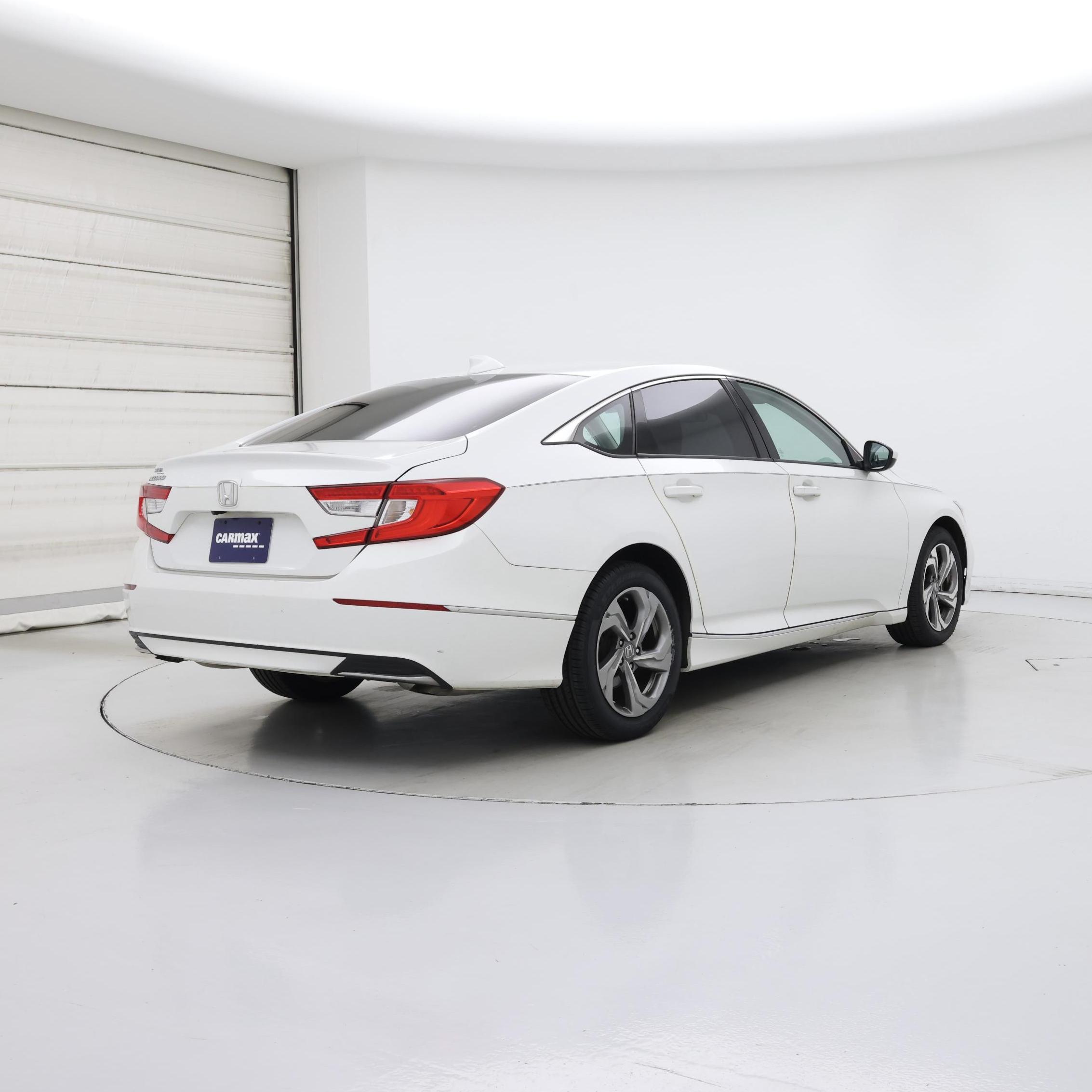 Thumbnail: 2018 Honda Accord - 8