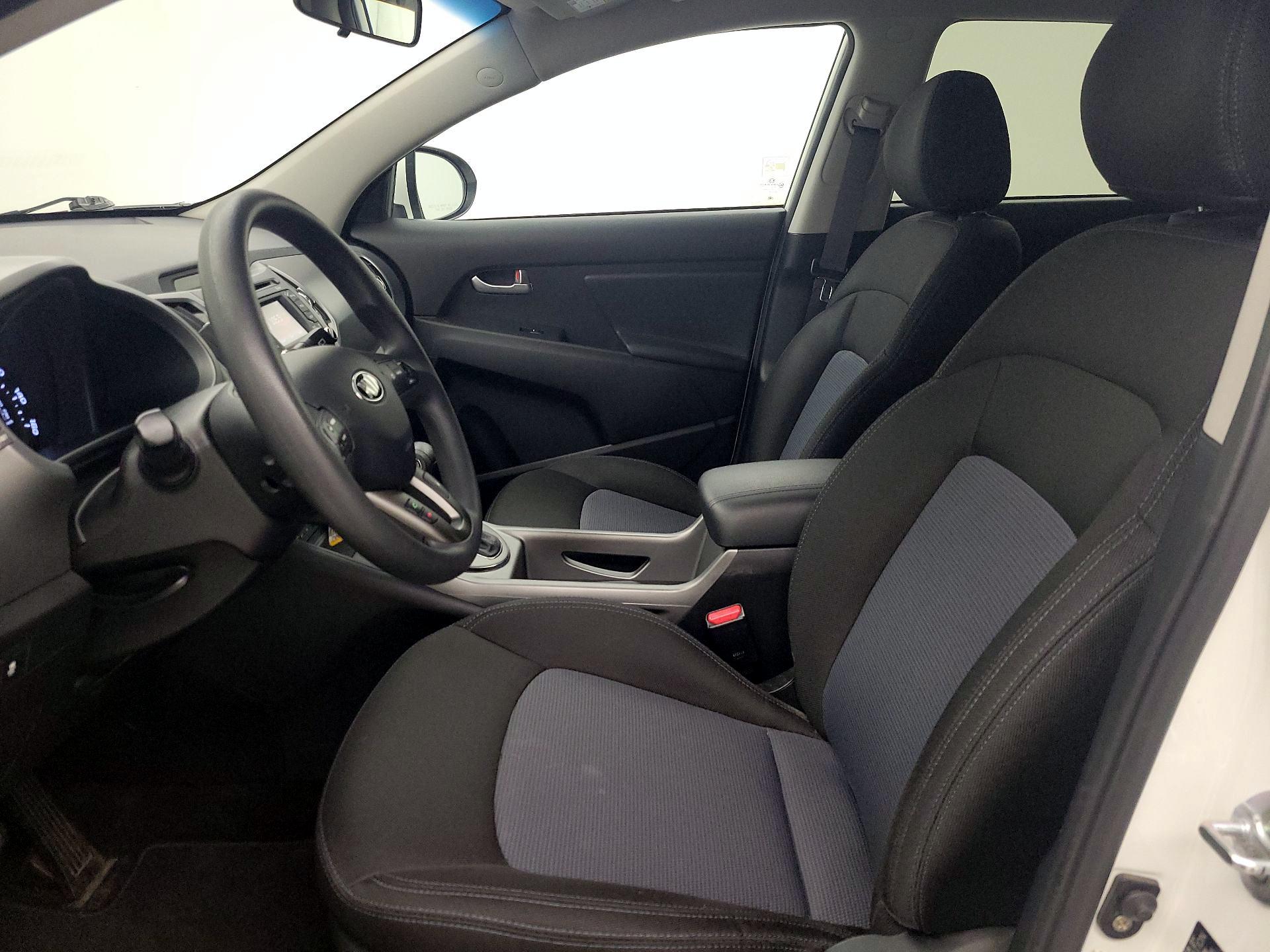 Thumbnail: 2015 Kia Sportage - 11