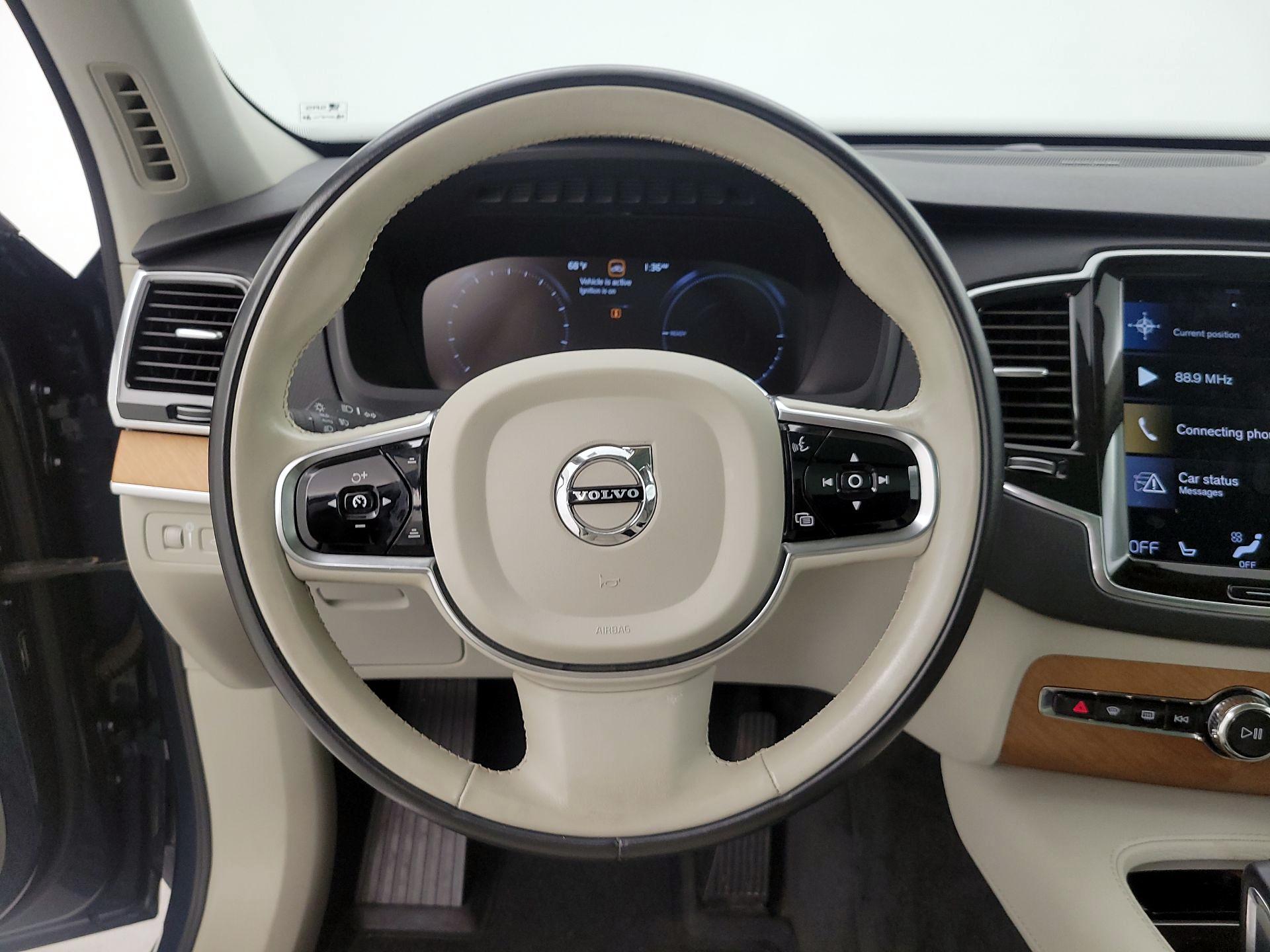 Thumbnail: 2021 Volvo XC90 - 10