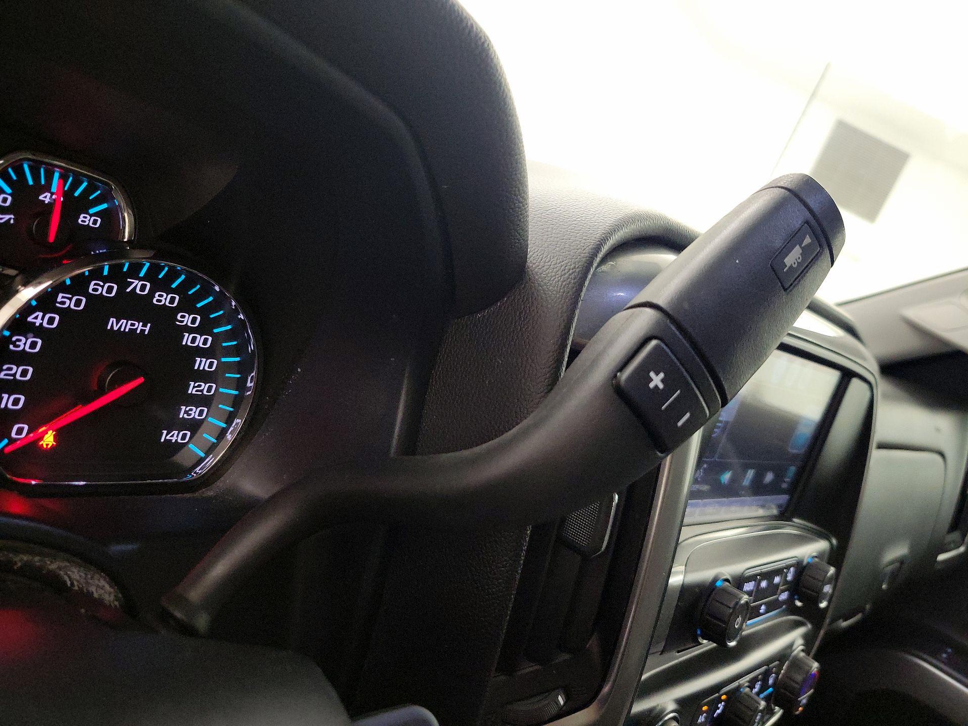 Thumbnail: 2015 Chevrolet Silverado 1500 - 17