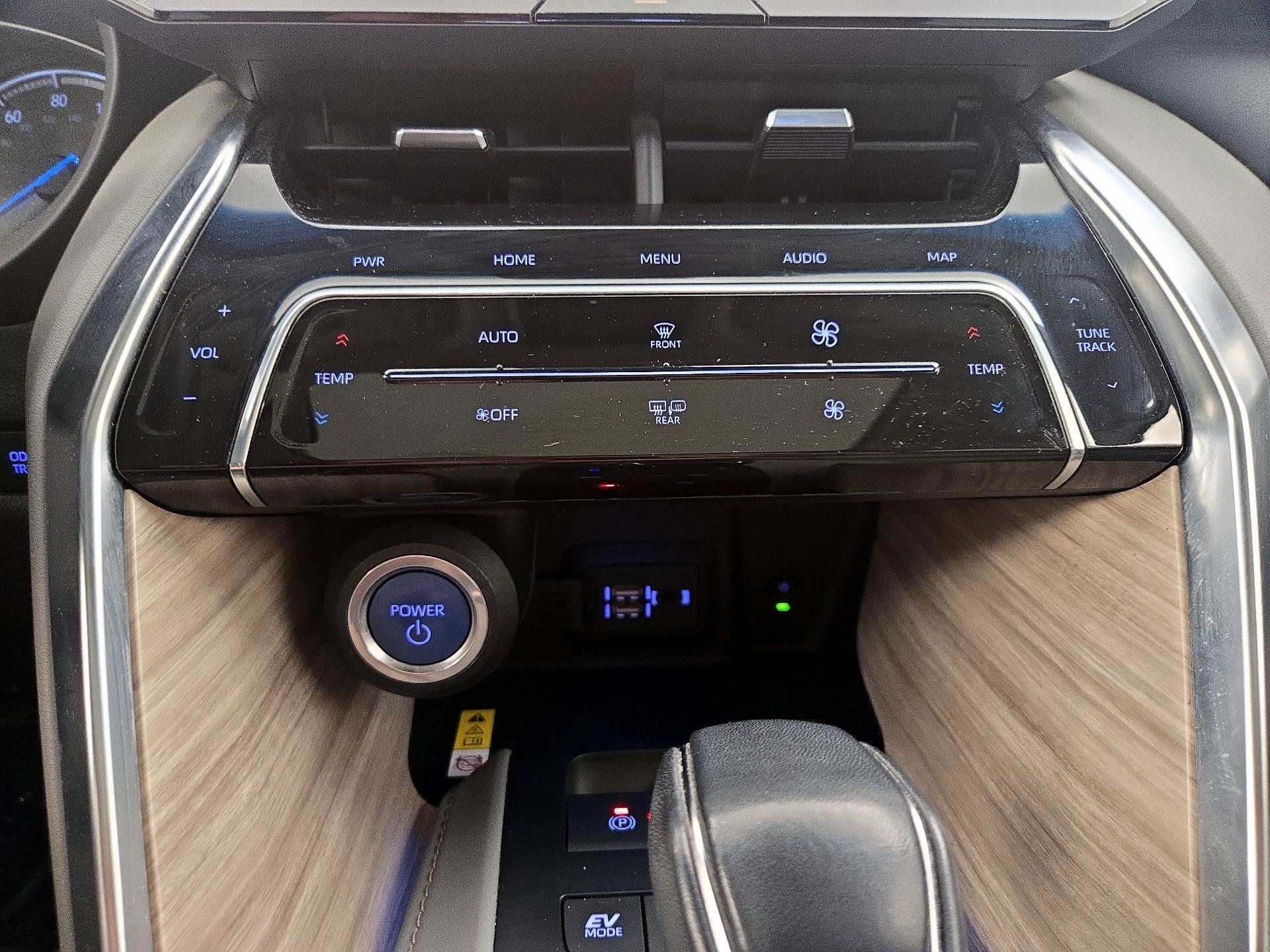 Thumbnail: 2021 Toyota Venza - 17