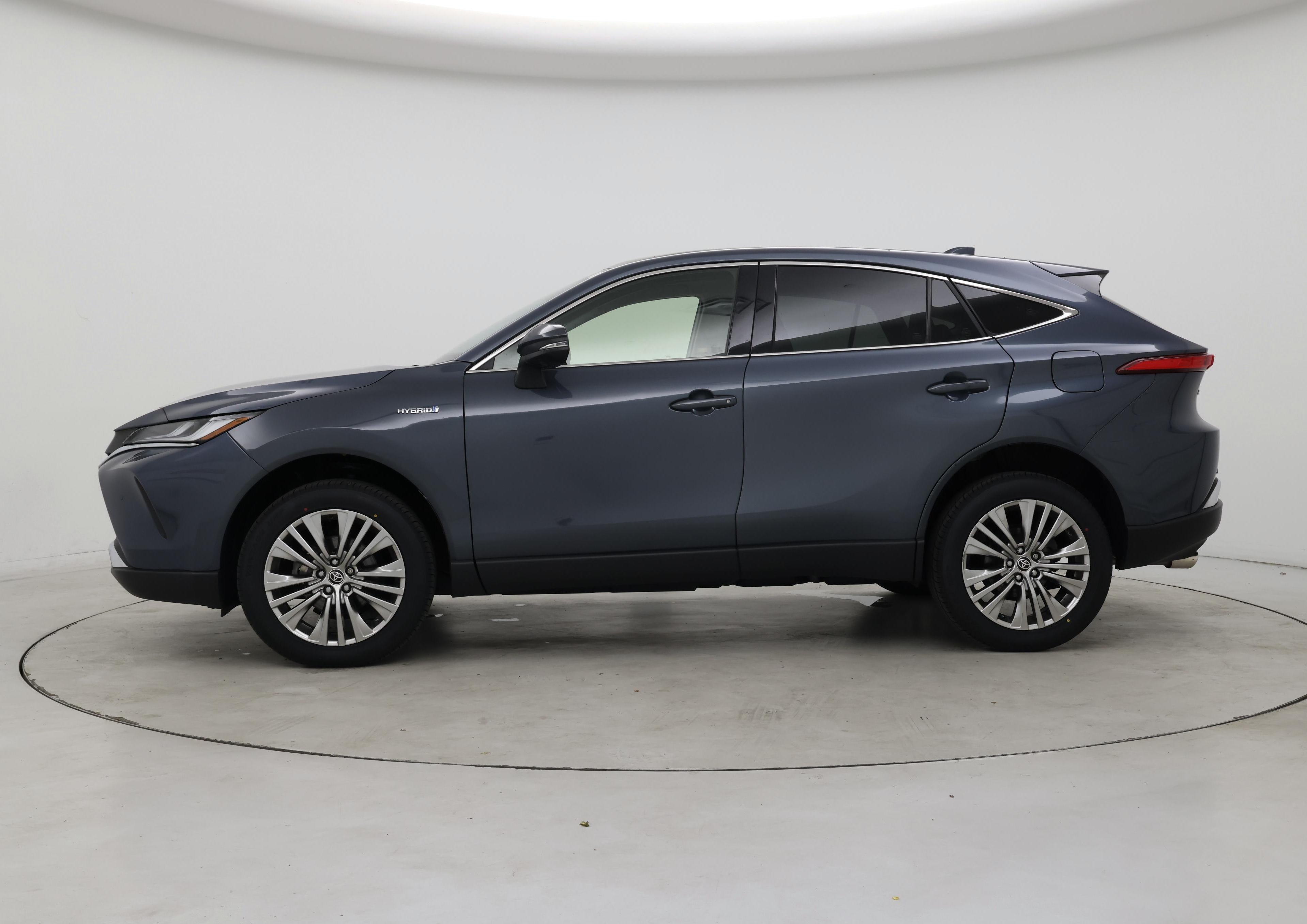 Thumbnail: 2021 Toyota Venza - 3