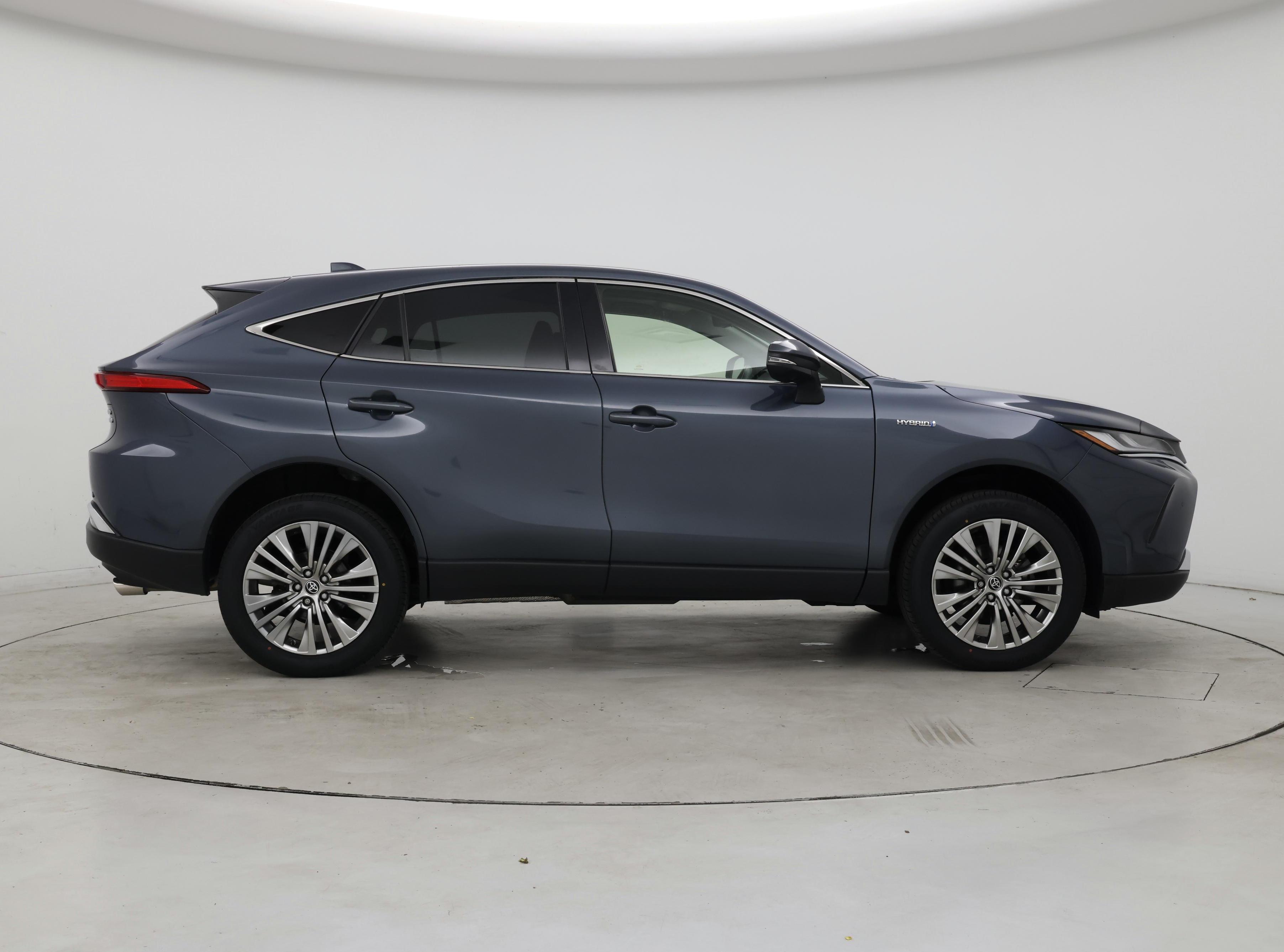 Thumbnail: 2021 Toyota Venza - 7