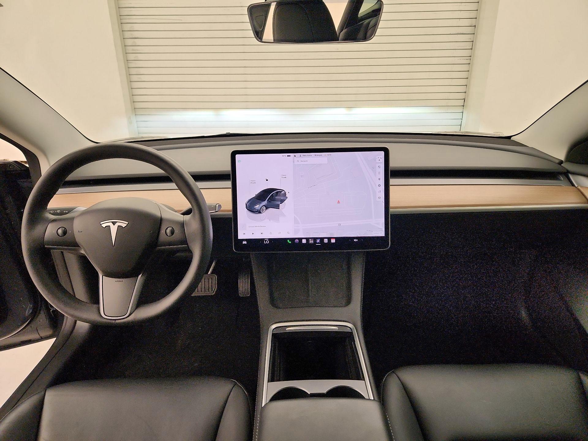 Thumbnail: 2023 Tesla Model 3 - 9