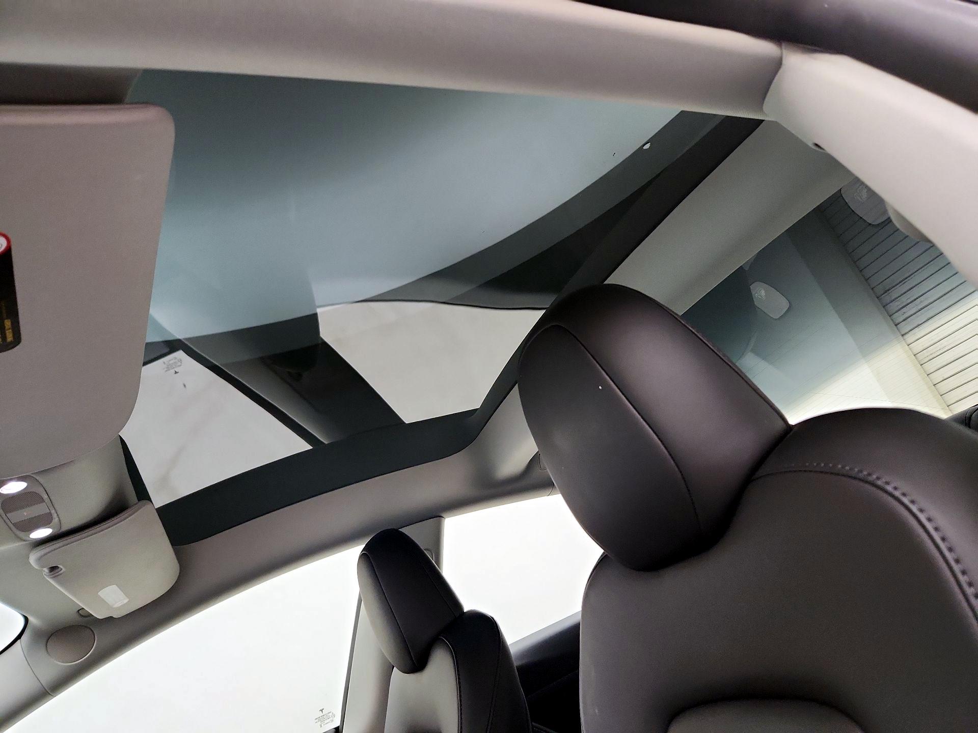 Thumbnail: 2023 Tesla Model 3 - 18