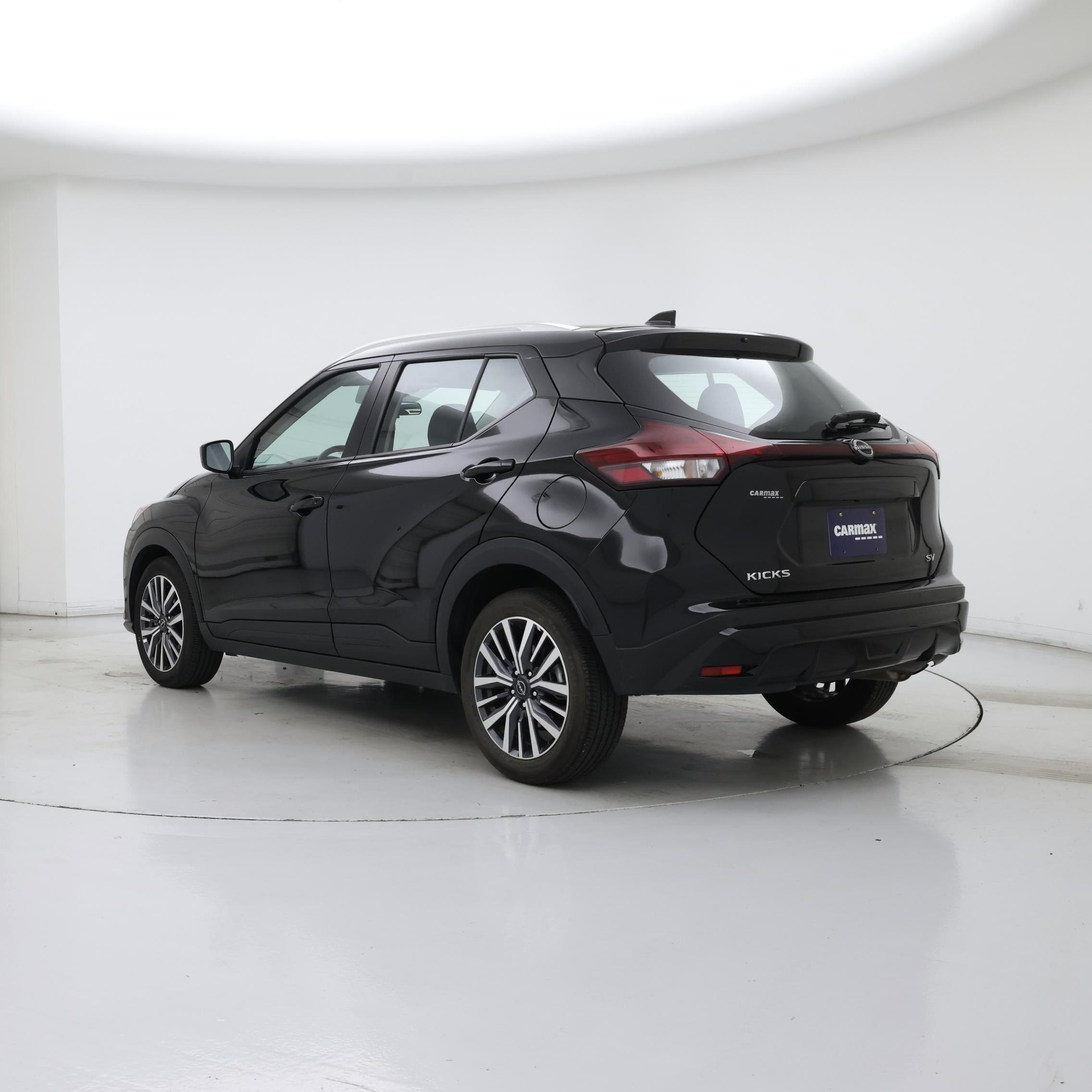 Thumbnail: 2024 Nissan Kicks - 2