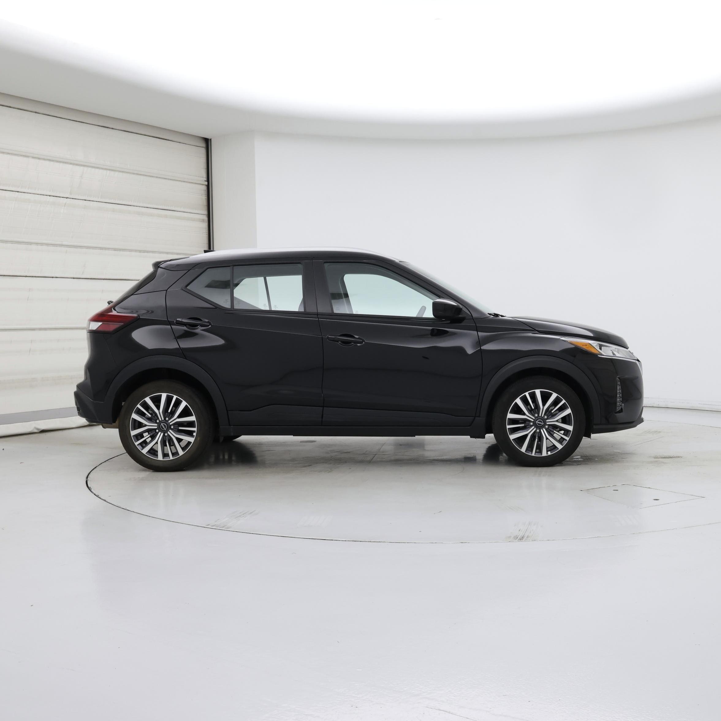 Thumbnail: 2024 Nissan Kicks - 7
