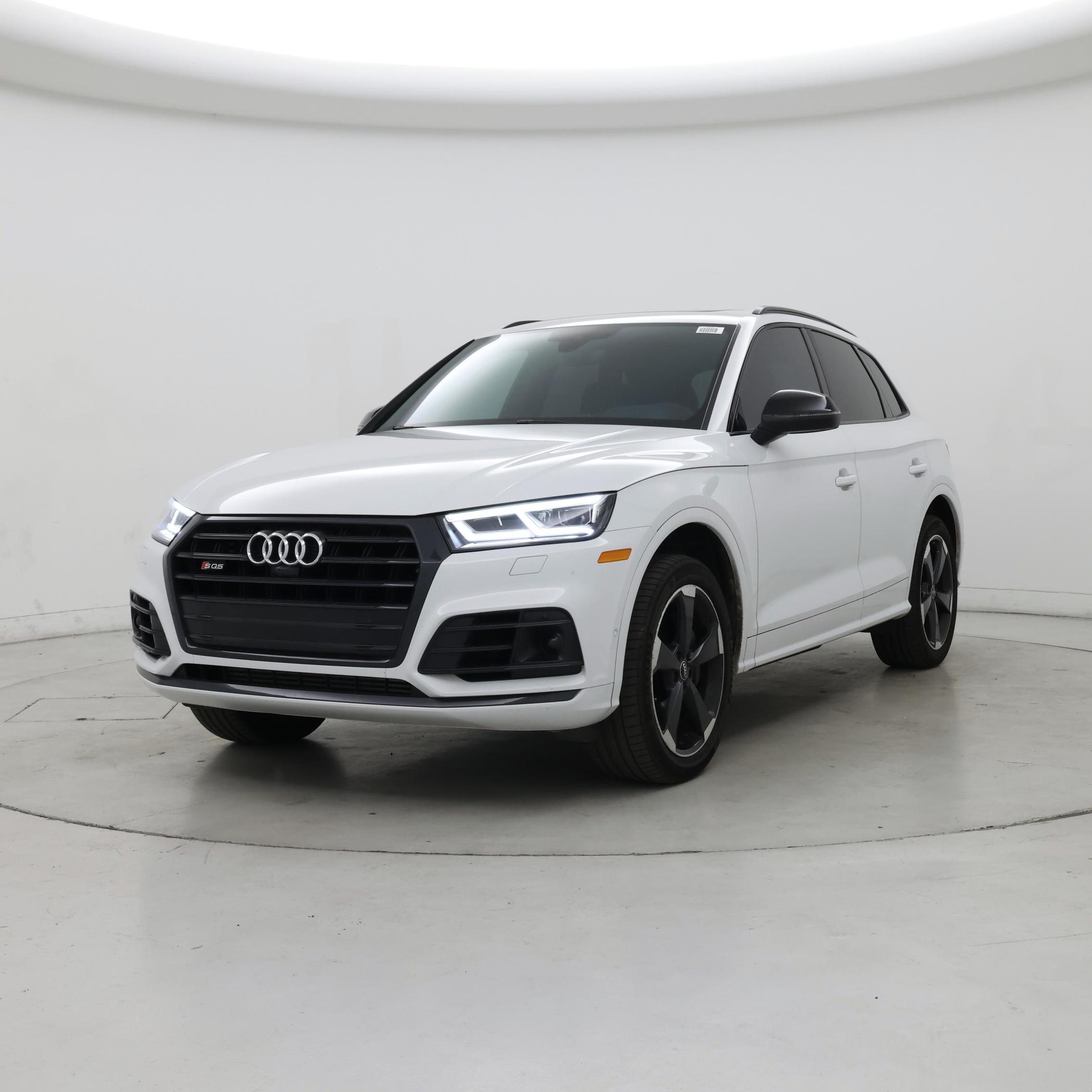 Thumbnail: 2019 Audi SQ5 - 4