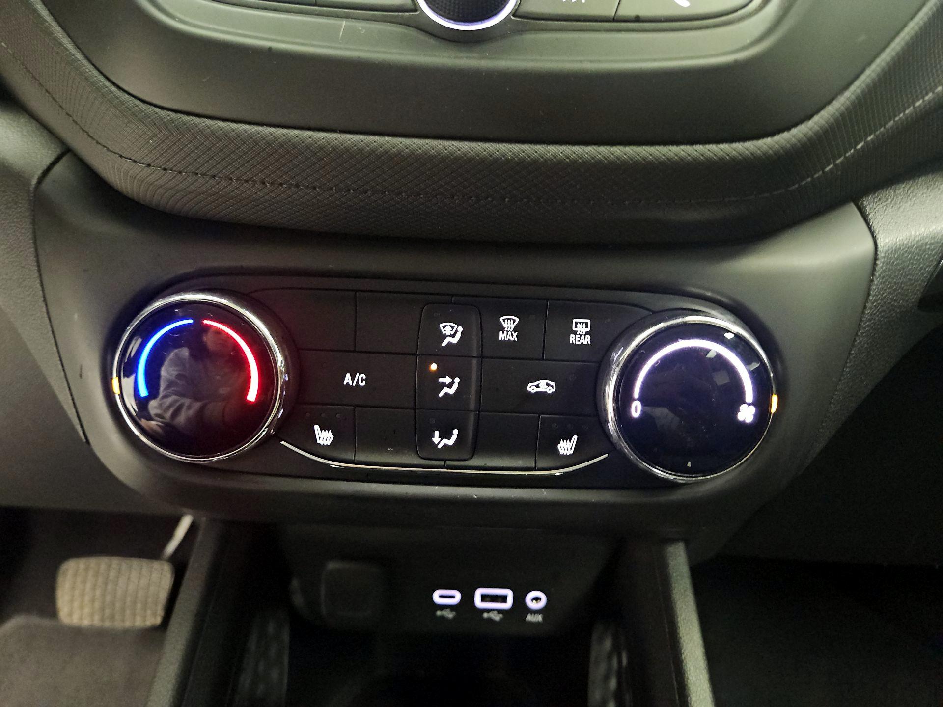 Thumbnail: 2021 Chevrolet TrailBlazer - 16