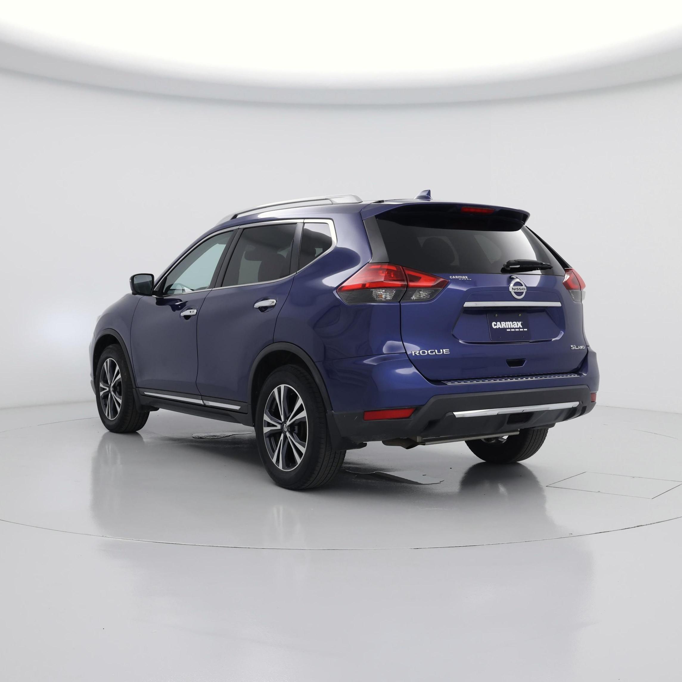 Thumbnail: 2017 Nissan Rogue - 2